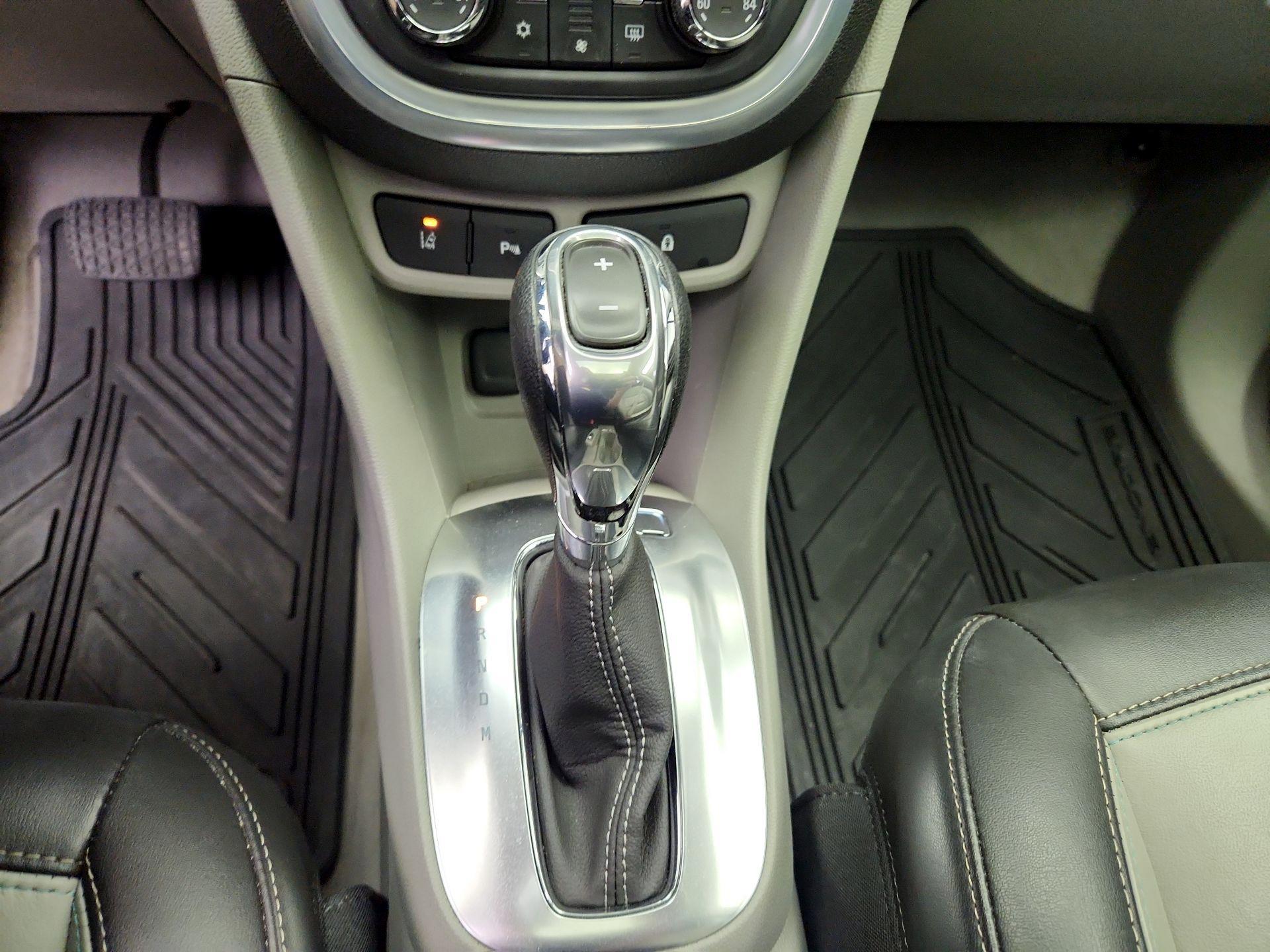 Thumbnail: 2014 Buick Encore - 18
