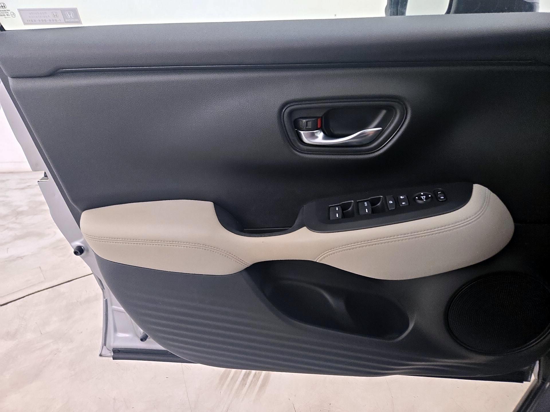 Thumbnail: 2023 Honda HR-V - 12