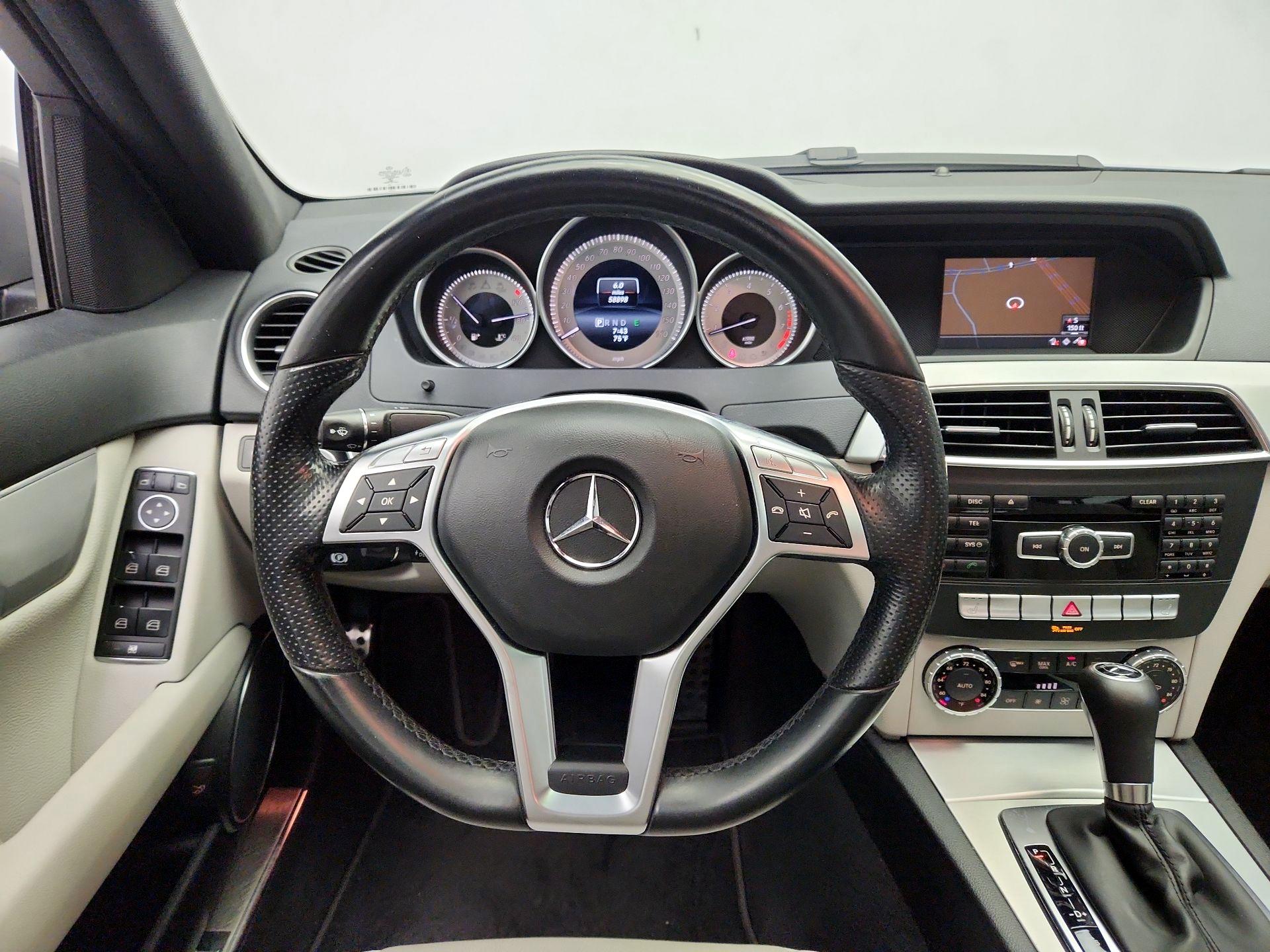 Thumbnail: 2014 Mercedes-Benz C-Class - 10