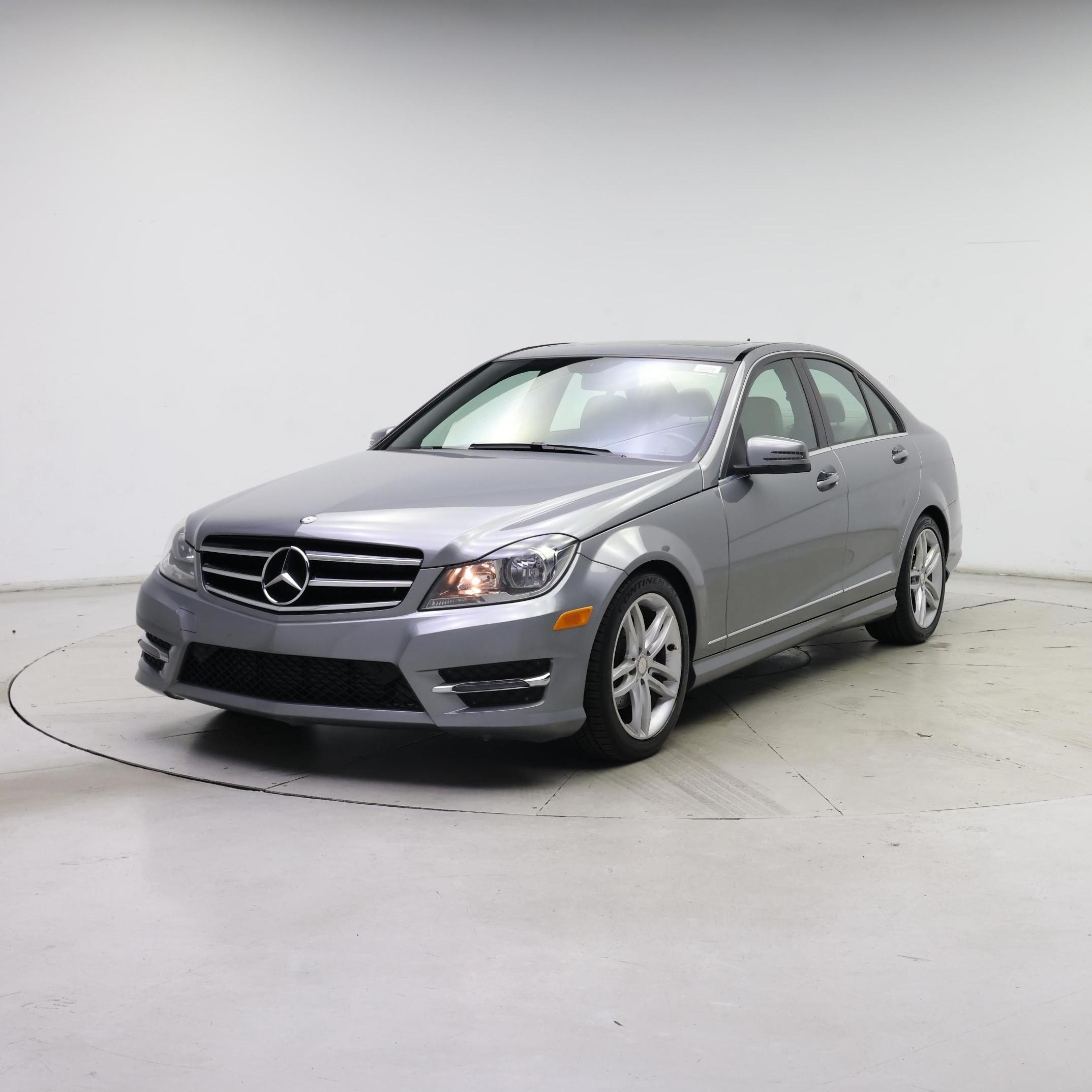 Thumbnail: 2014 Mercedes-Benz C-Class - 4