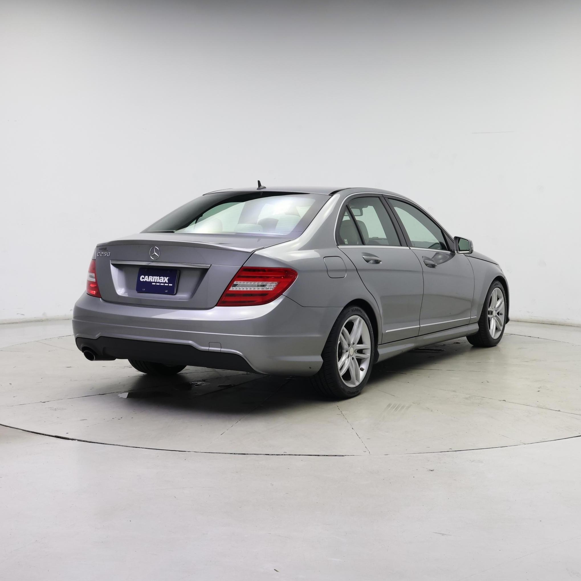 Thumbnail: 2014 Mercedes-Benz C-Class - 8