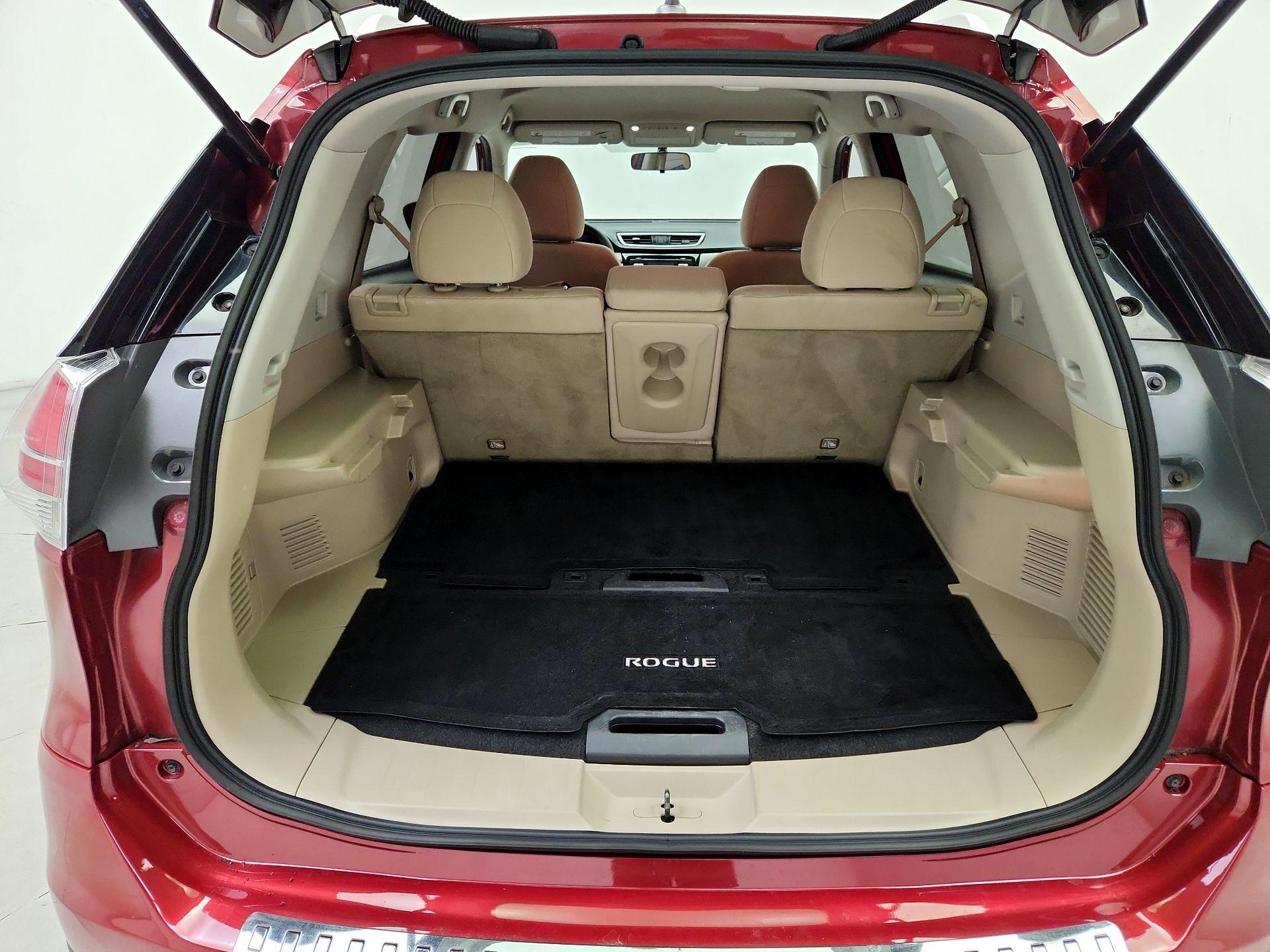 Thumbnail: 2016 Nissan Rogue - 20