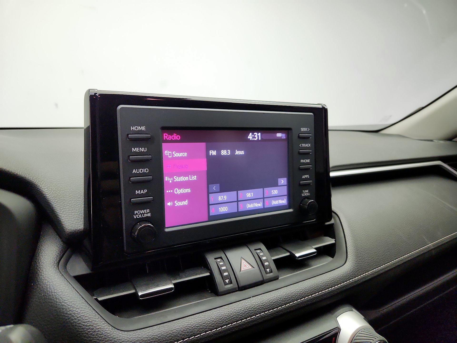 Thumbnail: 2019 Toyota RAV4 - 15