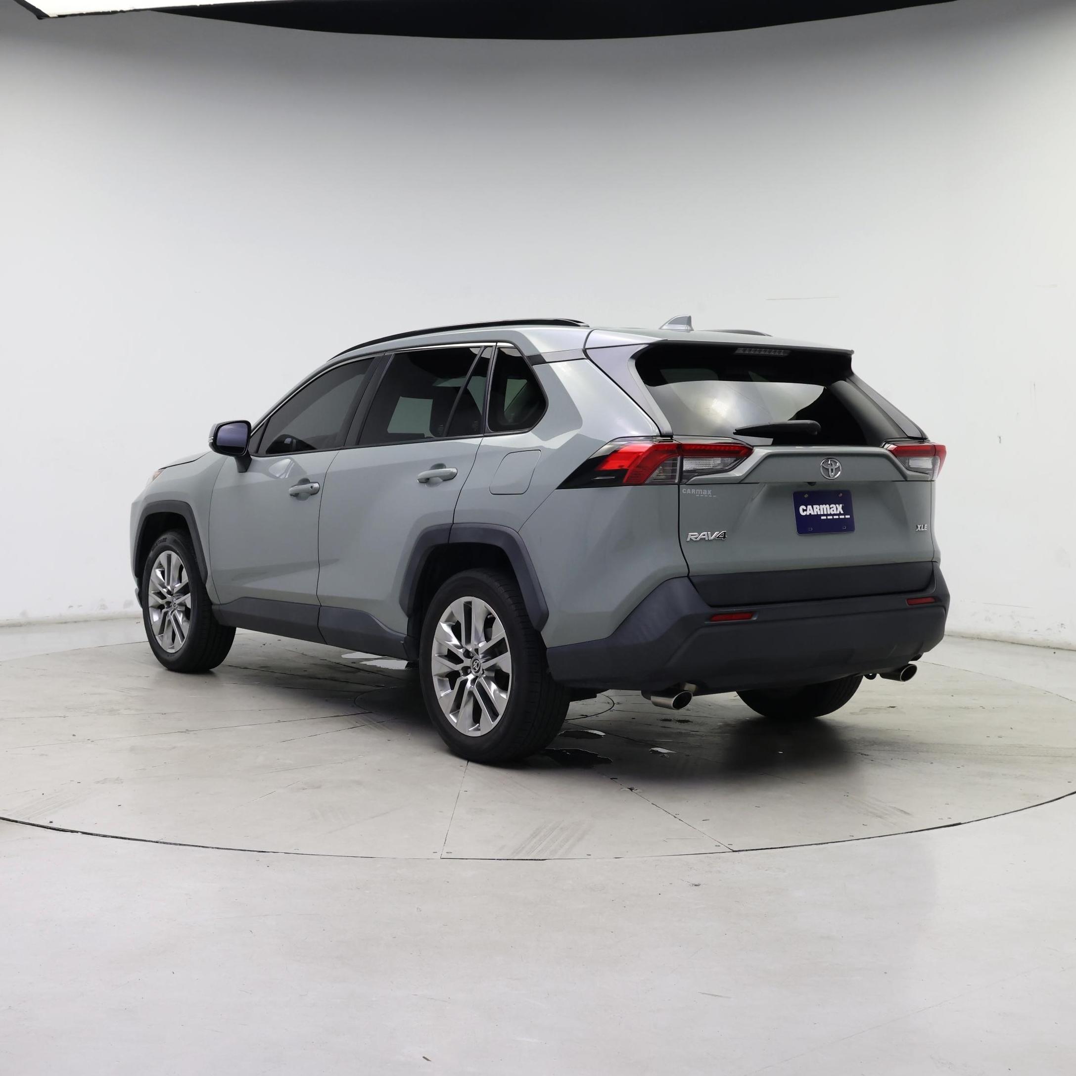 Thumbnail: 2019 Toyota RAV4 - 2