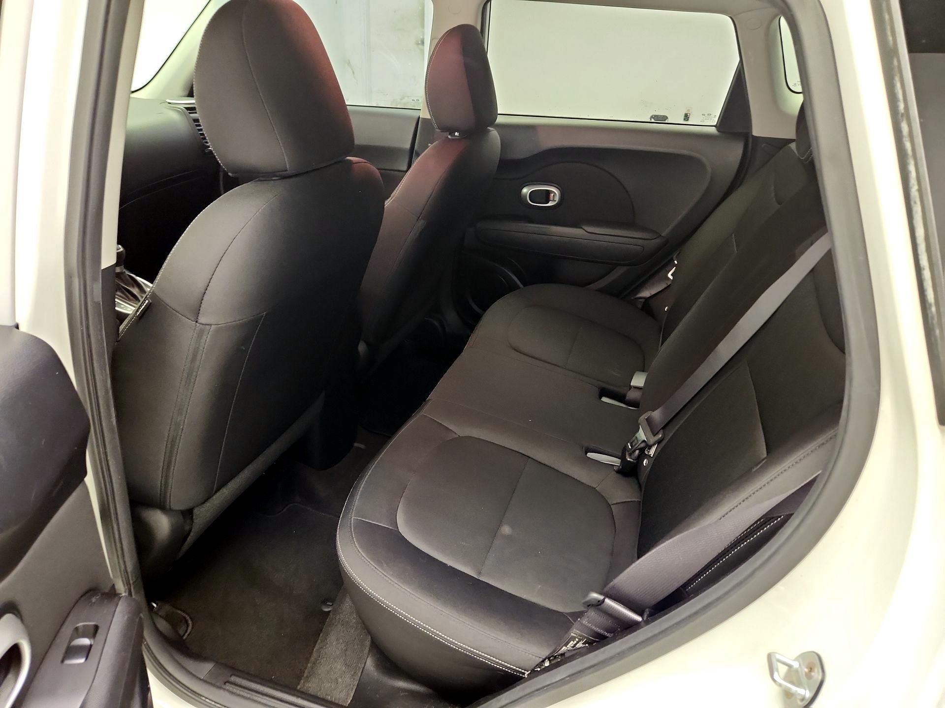 Thumbnail: 2016 Kia Soul - 18