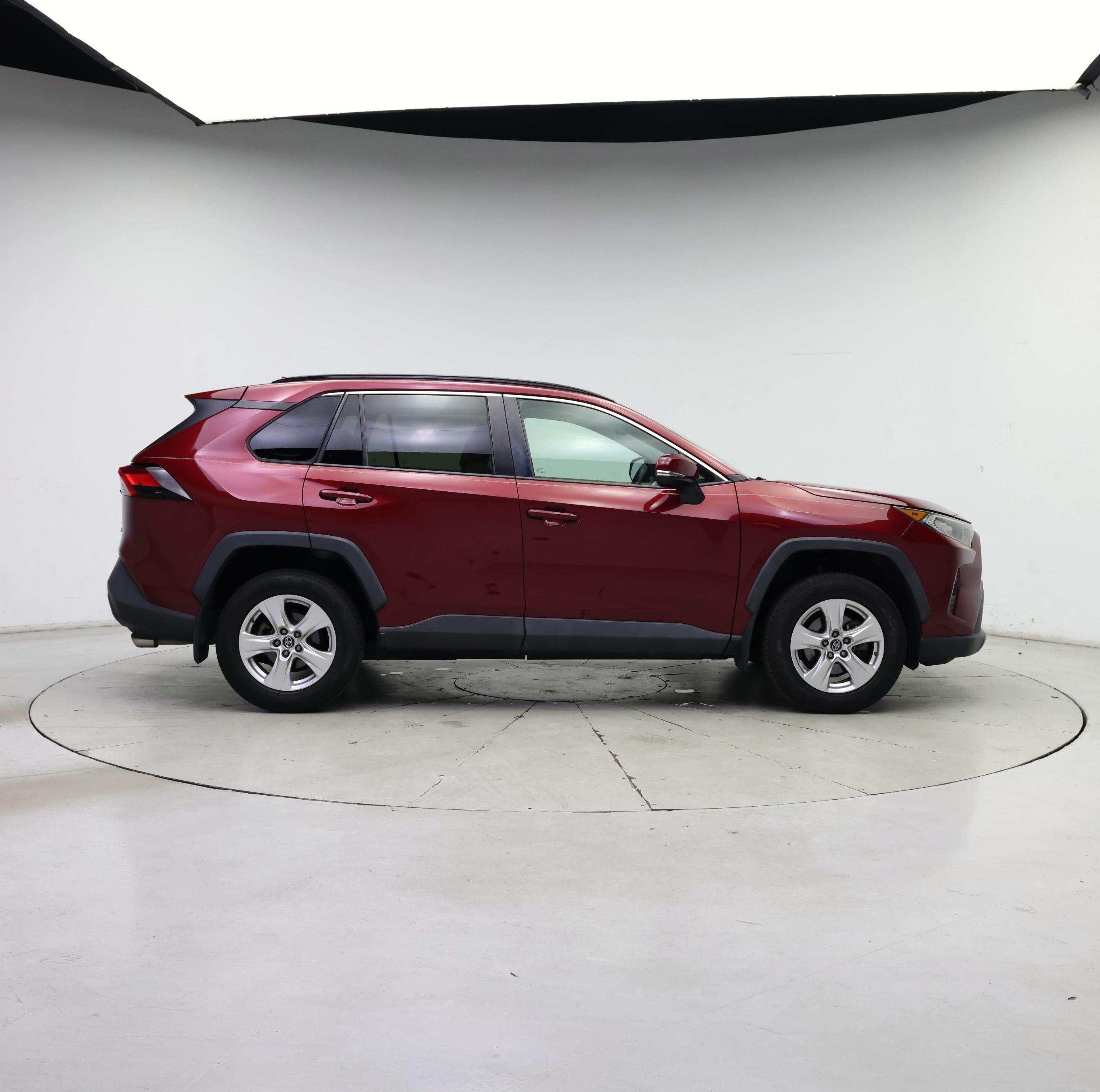 Thumbnail: 2019 Toyota RAV4 - 7
