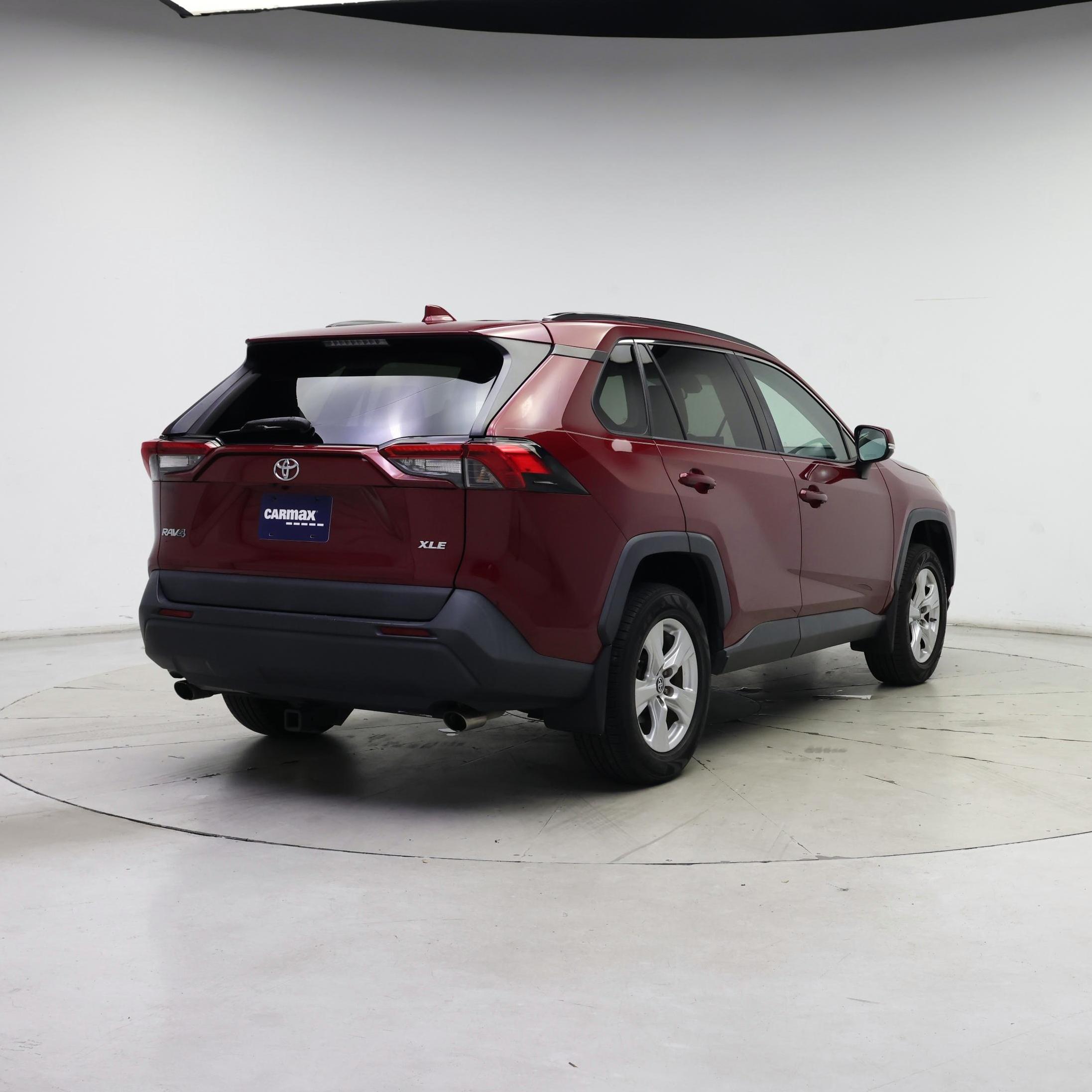 Thumbnail: 2019 Toyota RAV4 - 8