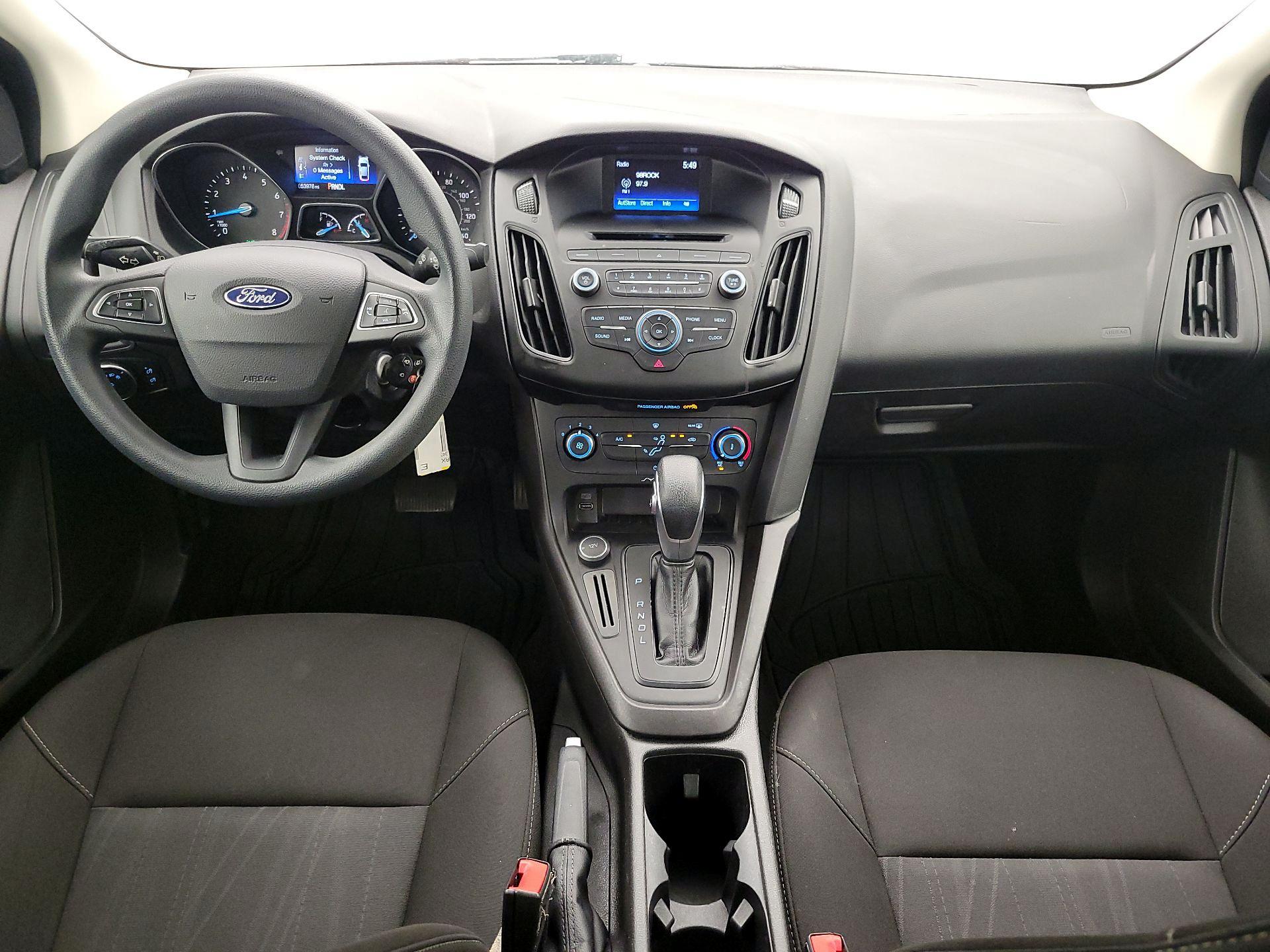 Thumbnail: 2017 Ford Focus - 9