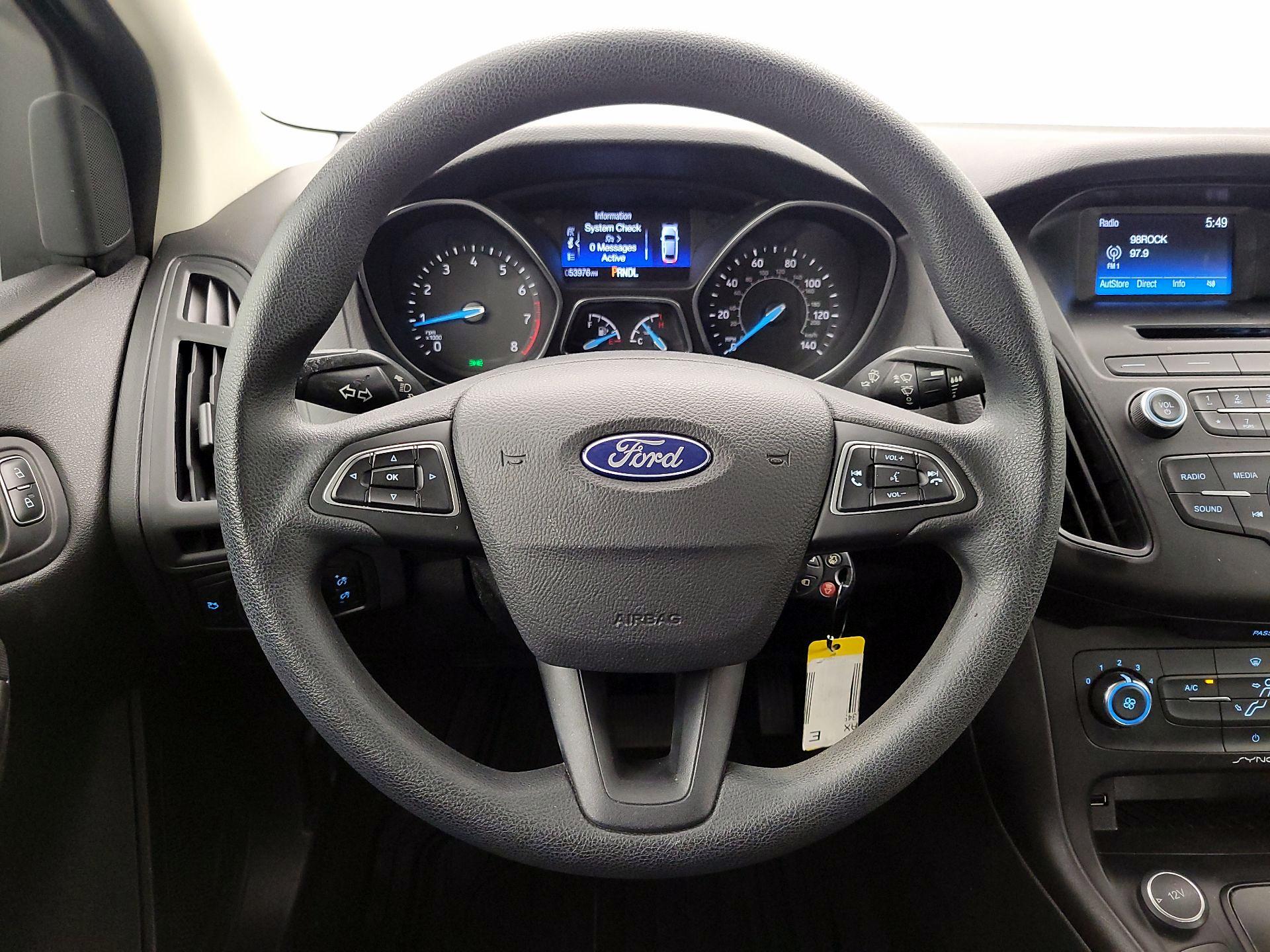 Thumbnail: 2017 Ford Focus - 10