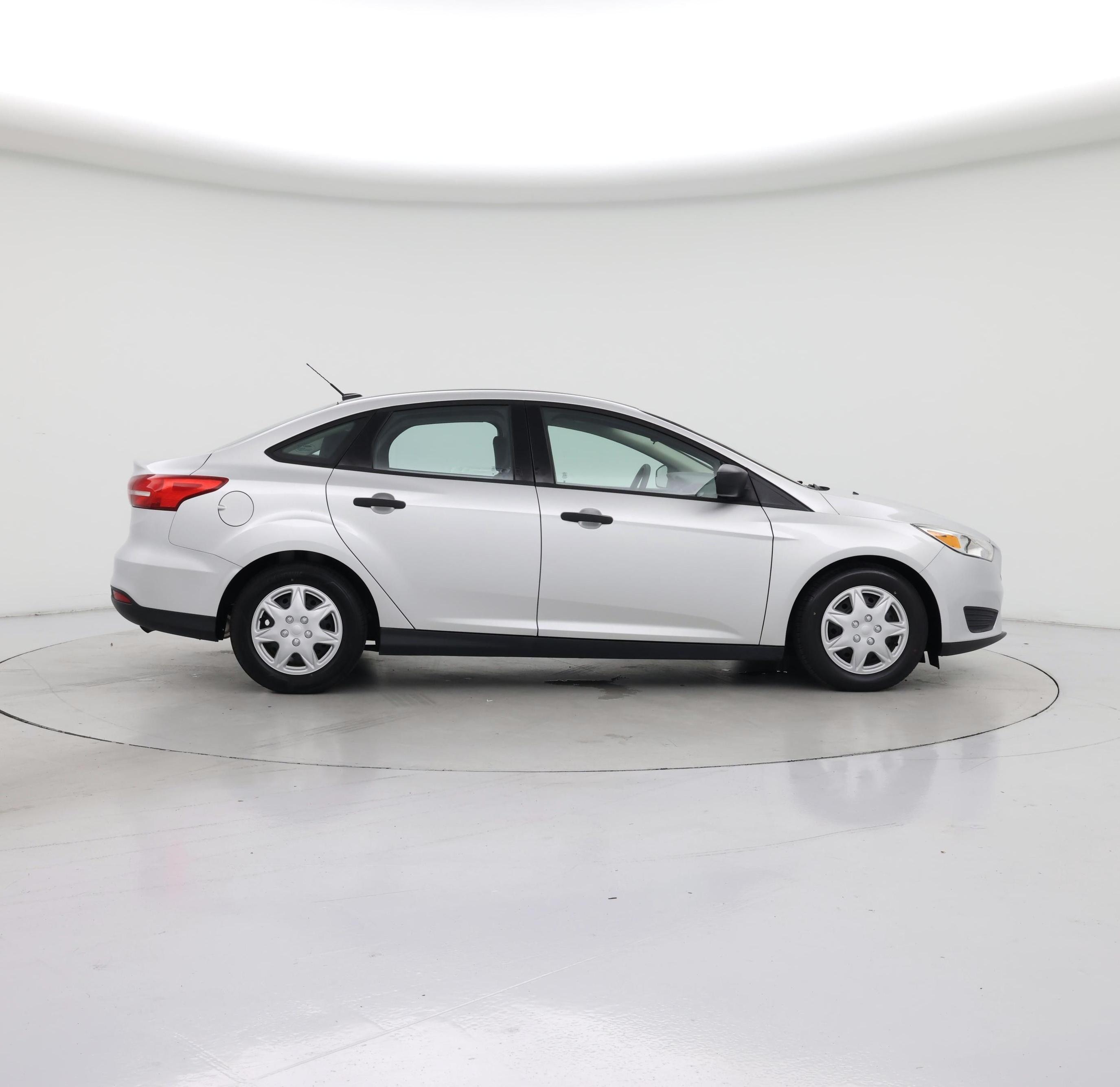 Thumbnail: 2017 Ford Focus - 7