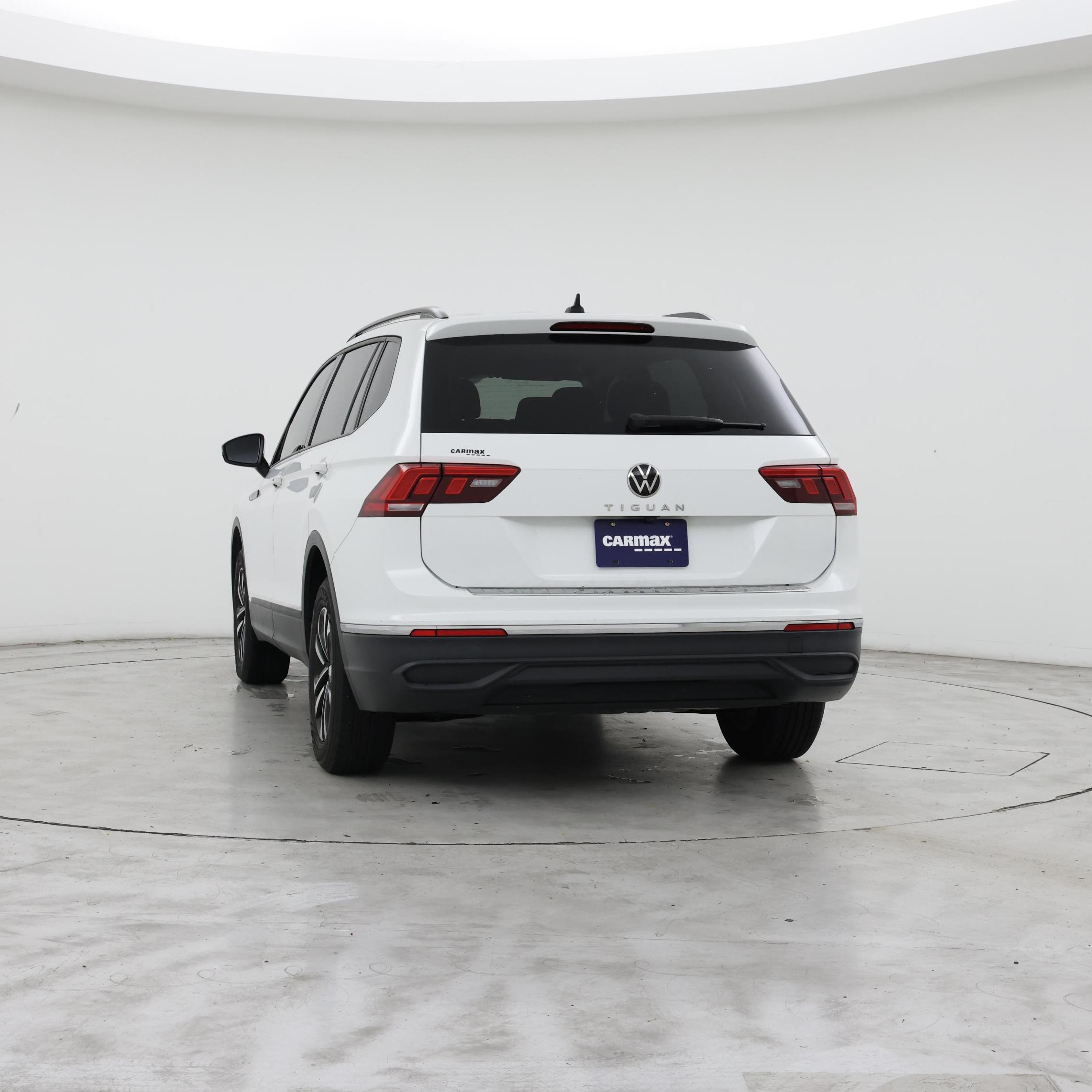 Thumbnail: 2022 Volkswagen Tiguan - 6
