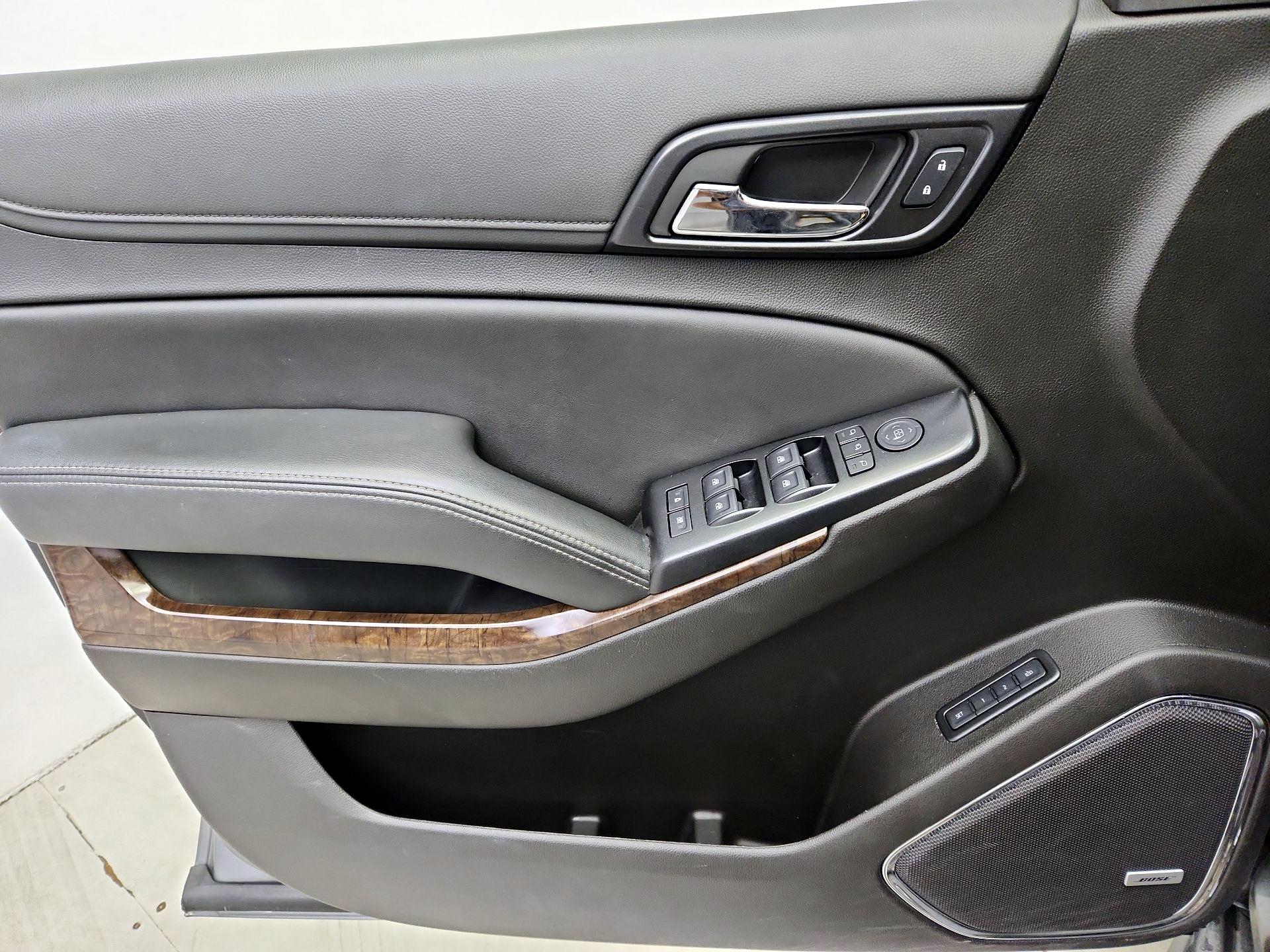 Thumbnail: 2020 Chevrolet Tahoe - 12
