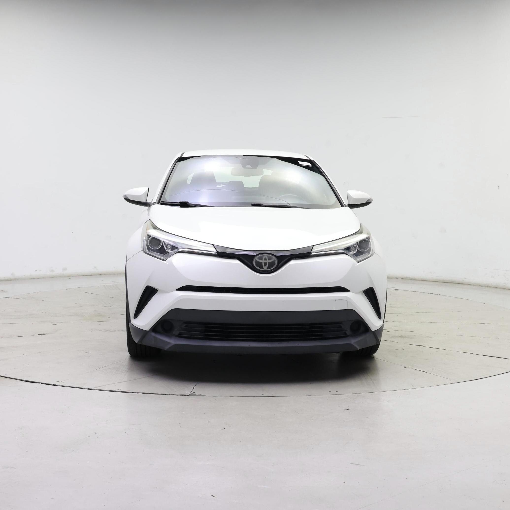 Thumbnail: 2018 Toyota C-HR - 5
