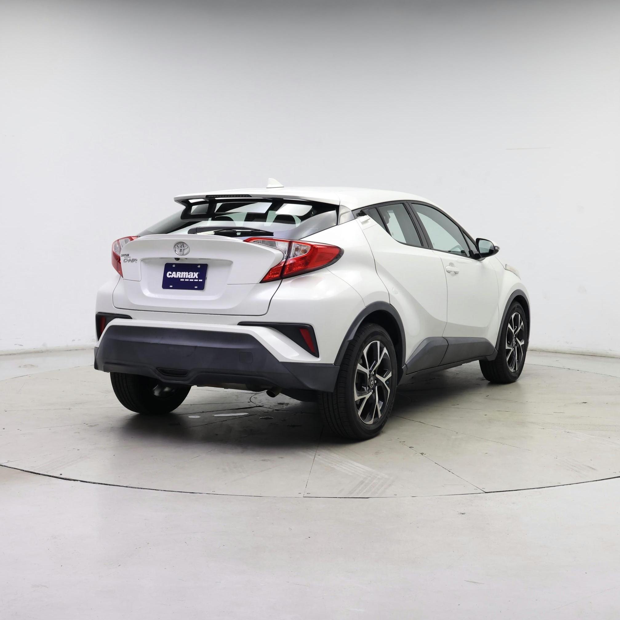 Thumbnail: 2018 Toyota C-HR - 8