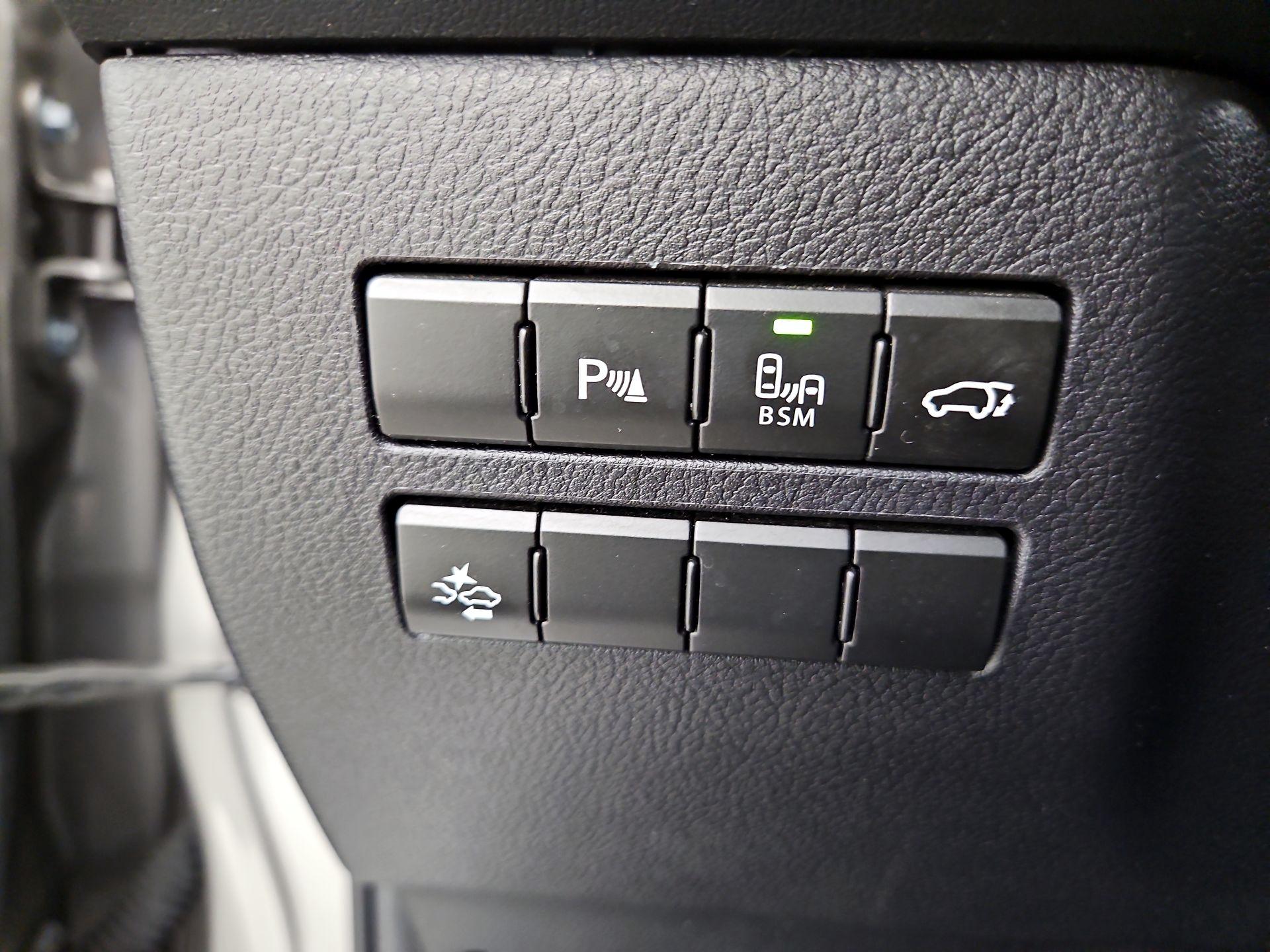 Thumbnail: 2016 Lexus NX - 13