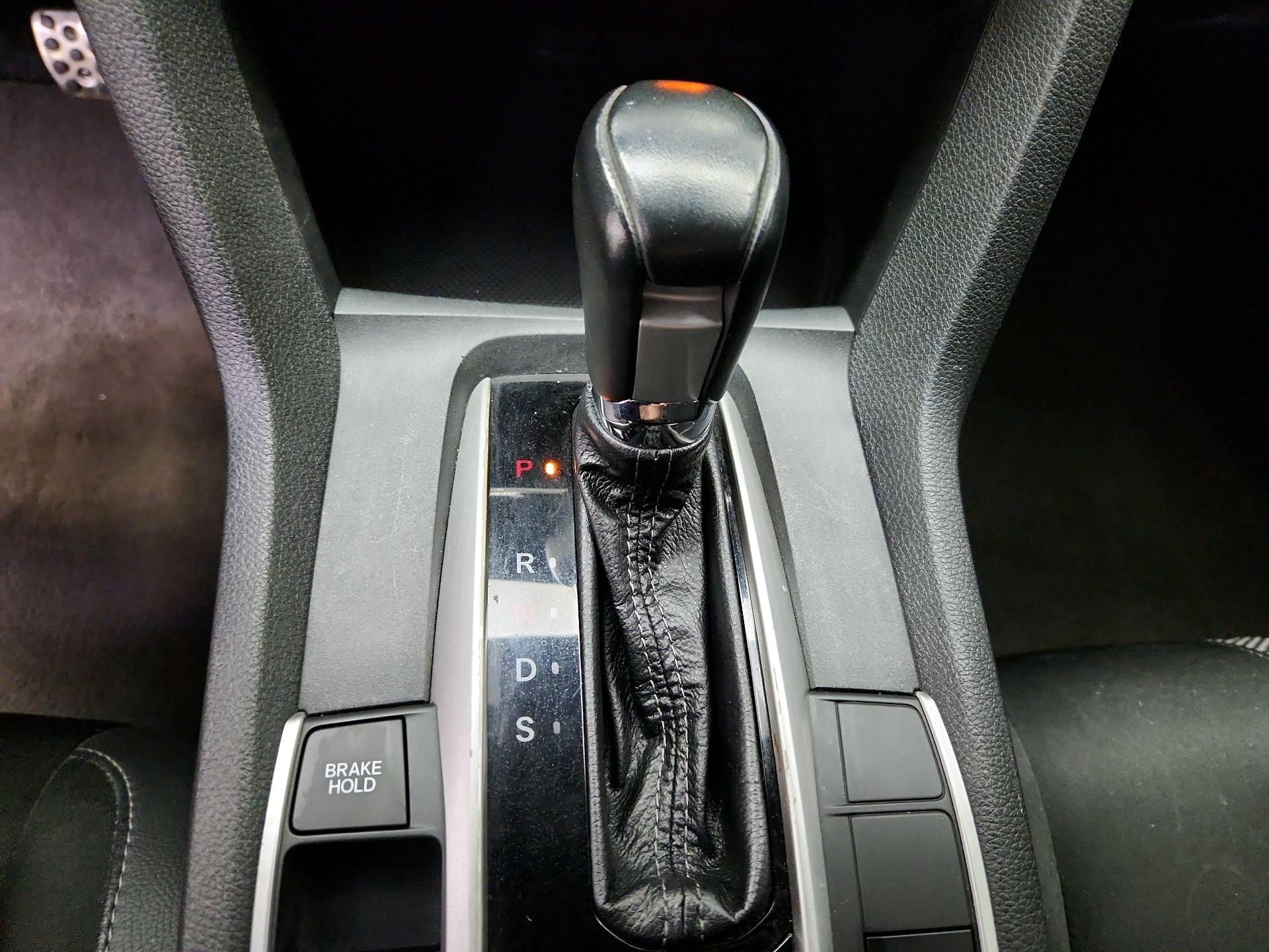 Thumbnail: 2019 Honda Civic - 17