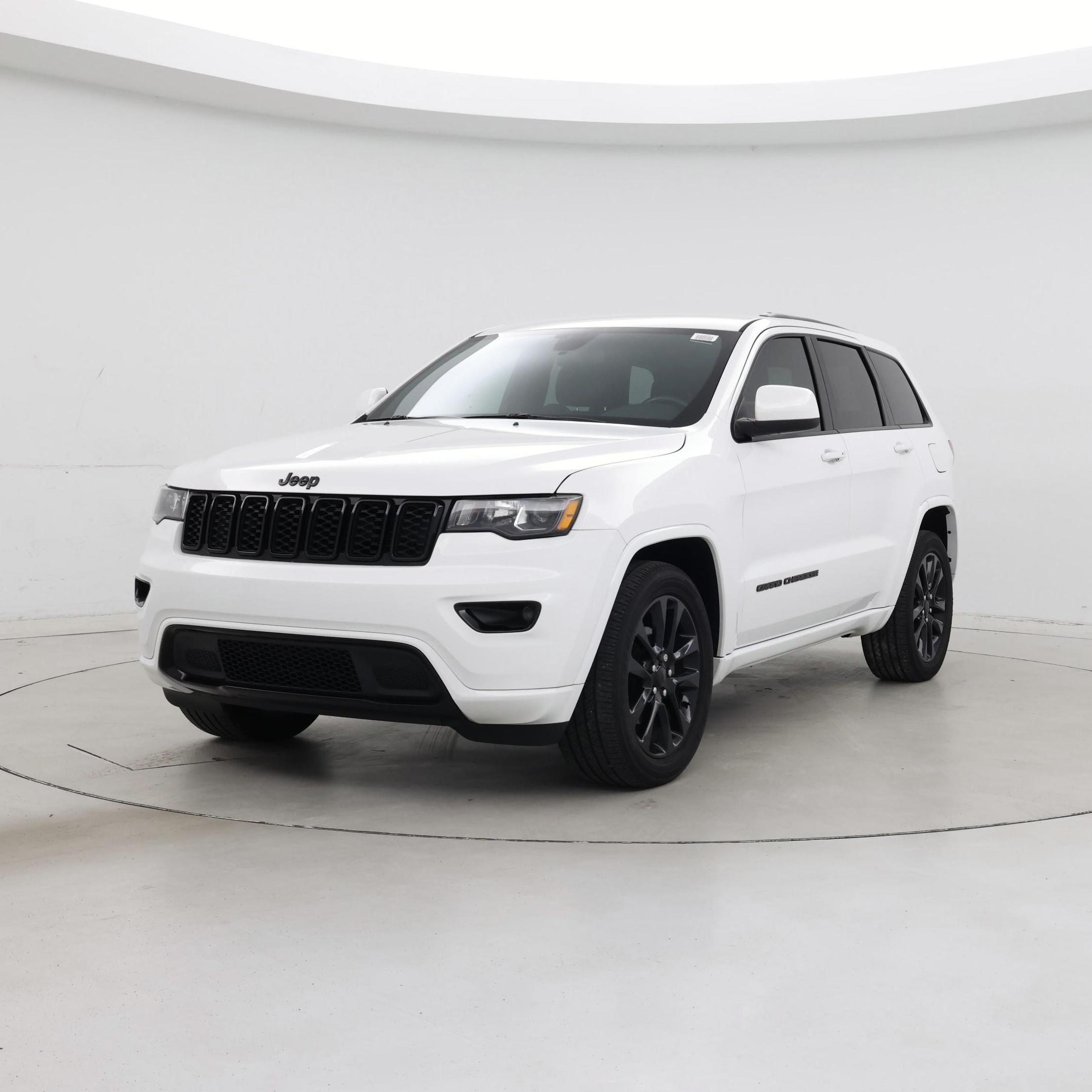 Thumbnail: 2020 Jeep Grand Cherokee - 4