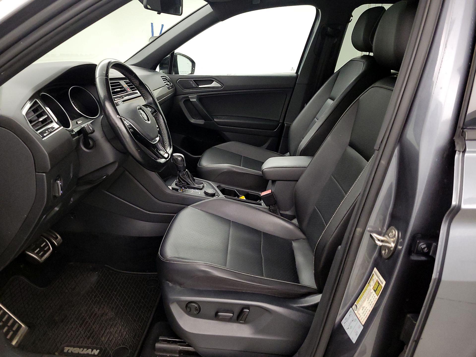 Thumbnail: 2021 Volkswagen Tiguan - 9