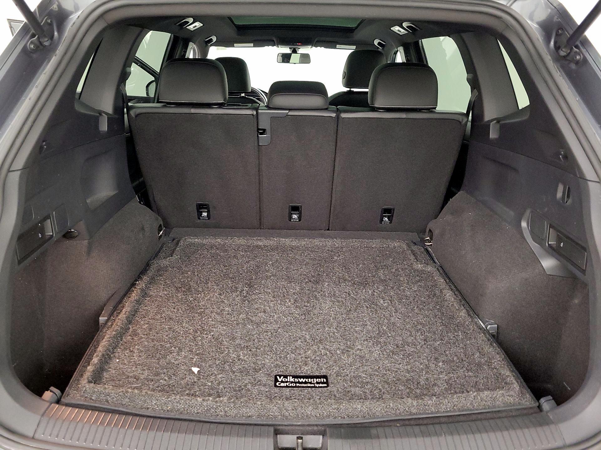 Thumbnail: 2021 Volkswagen Tiguan - 19
