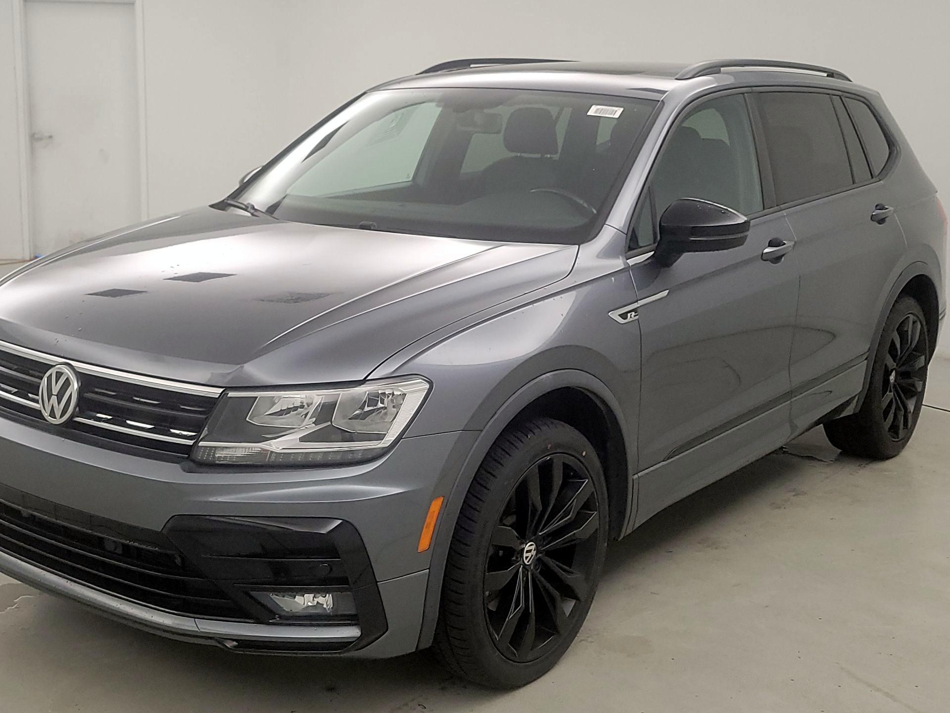 Thumbnail: 2021 Volkswagen Tiguan - 3
