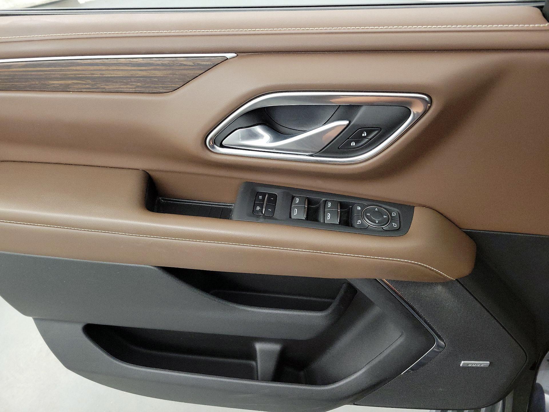 Thumbnail: 2022 Chevrolet Tahoe - 12