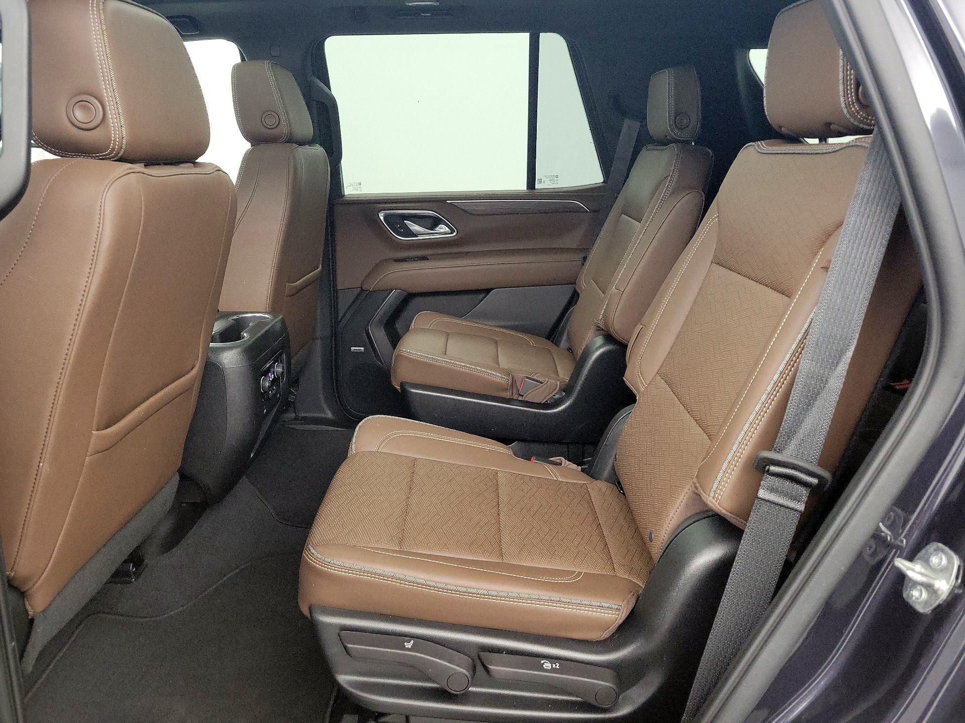 Thumbnail: 2022 Chevrolet Tahoe - 20