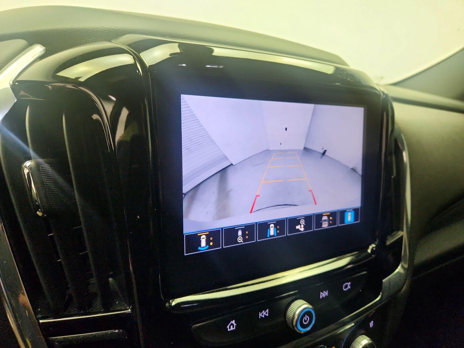 Thumbnail: 2023 Chevrolet Traverse - 14