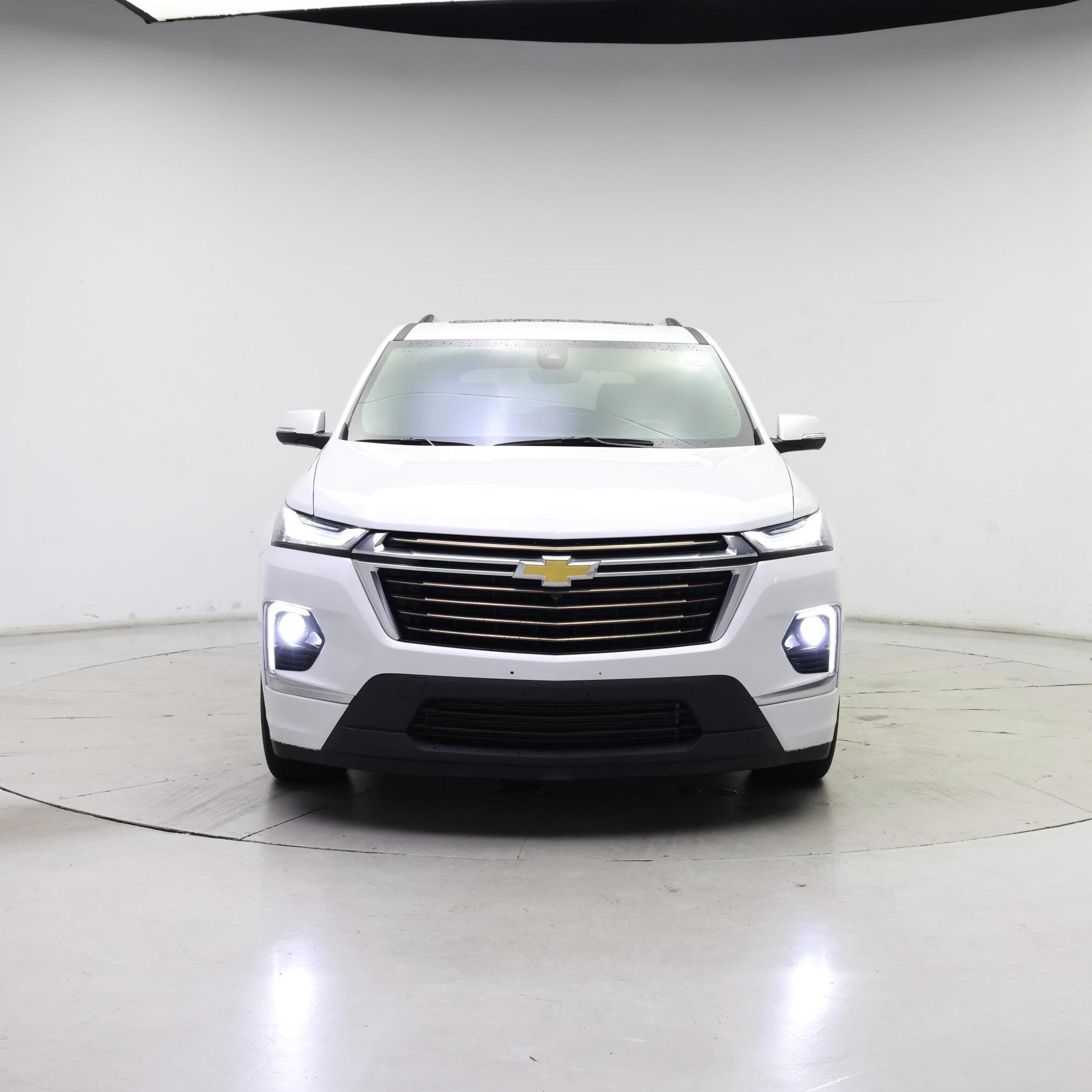 Thumbnail: 2023 Chevrolet Traverse - 5