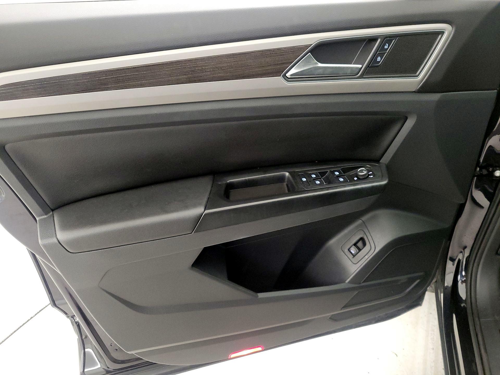 Thumbnail: 2019 Volkswagen Atlas - 12