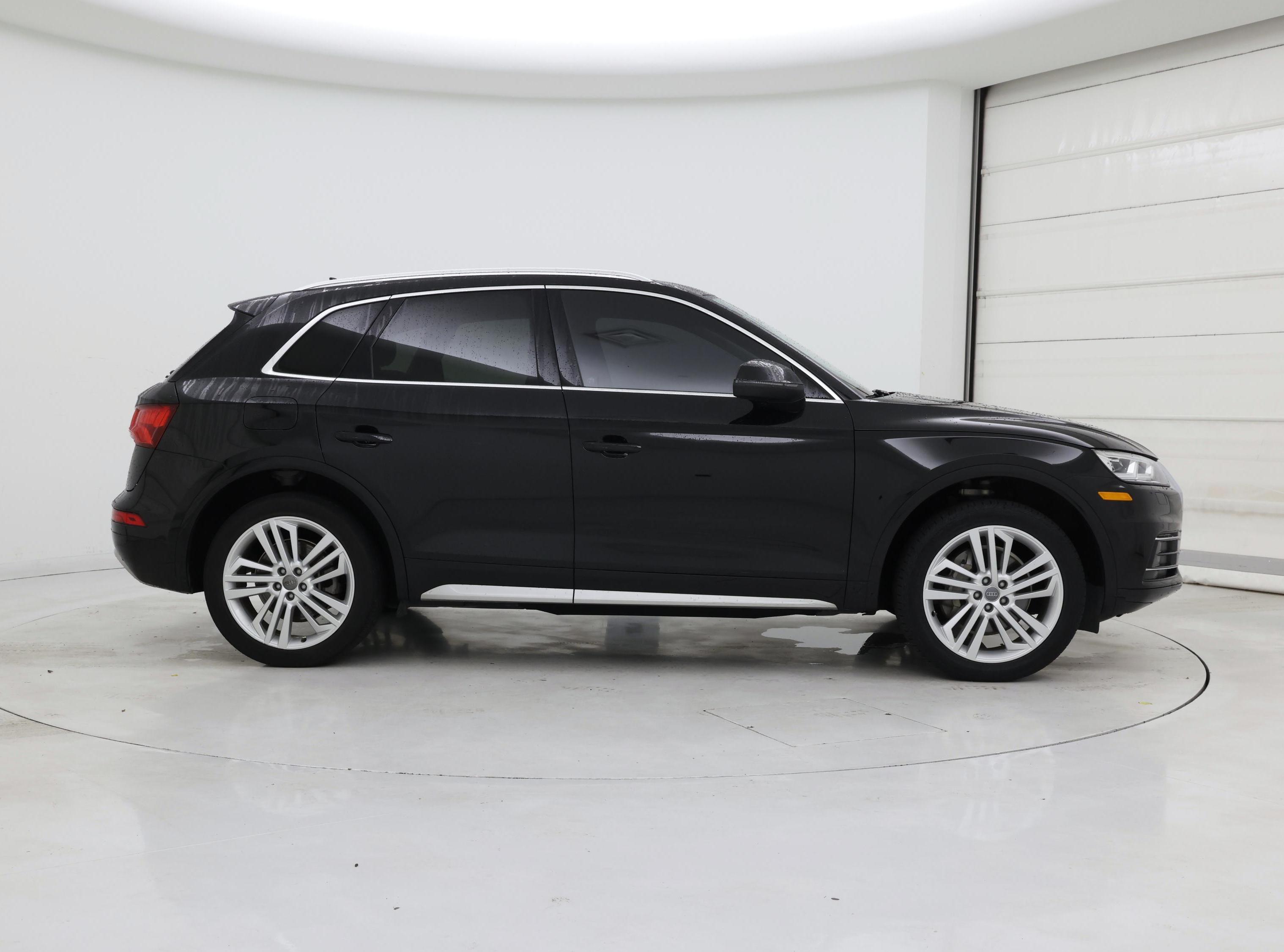 Thumbnail: 2019 Audi Q5 - 7