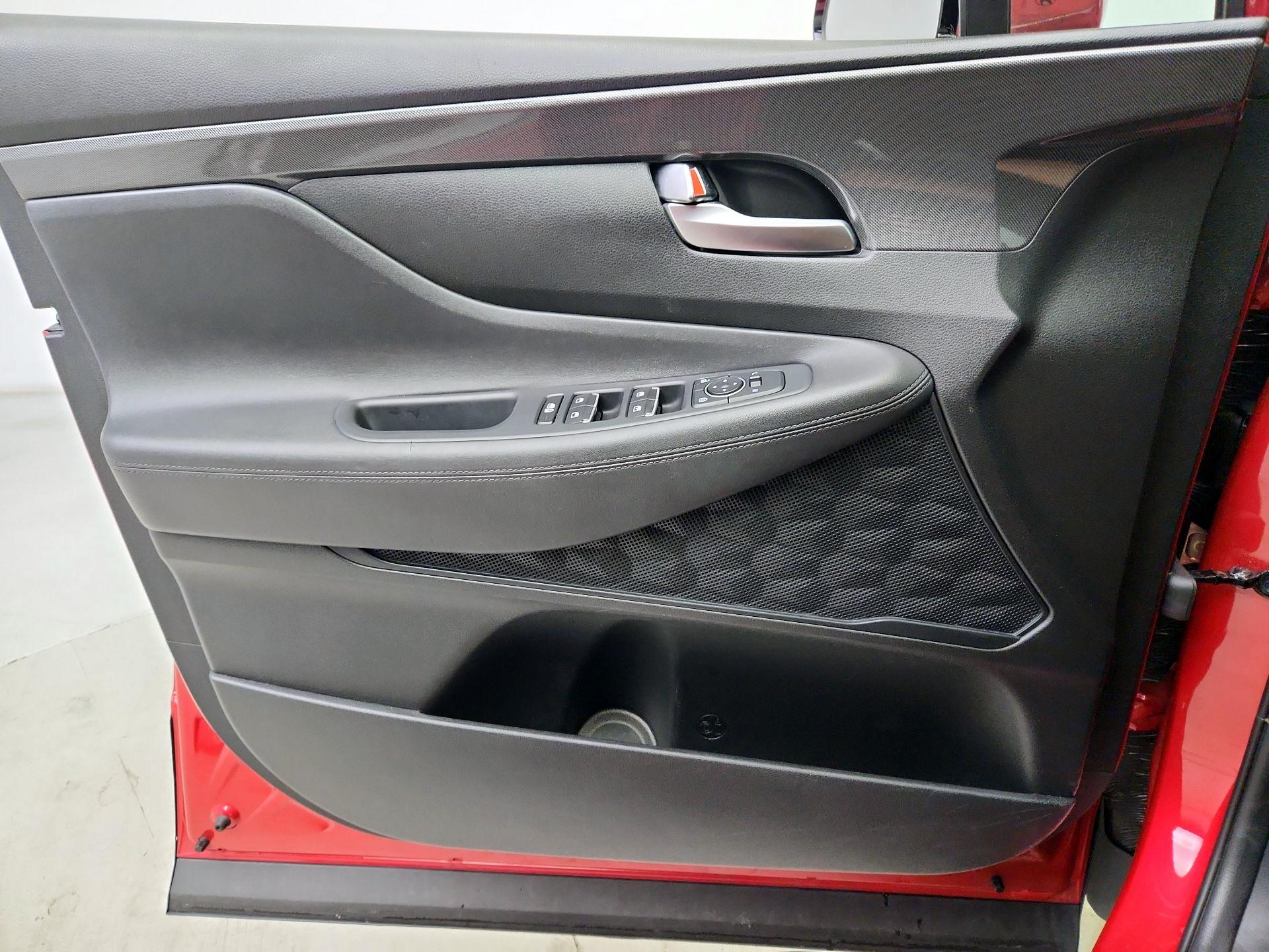 Thumbnail: 2022 Hyundai Santa Fe - 12