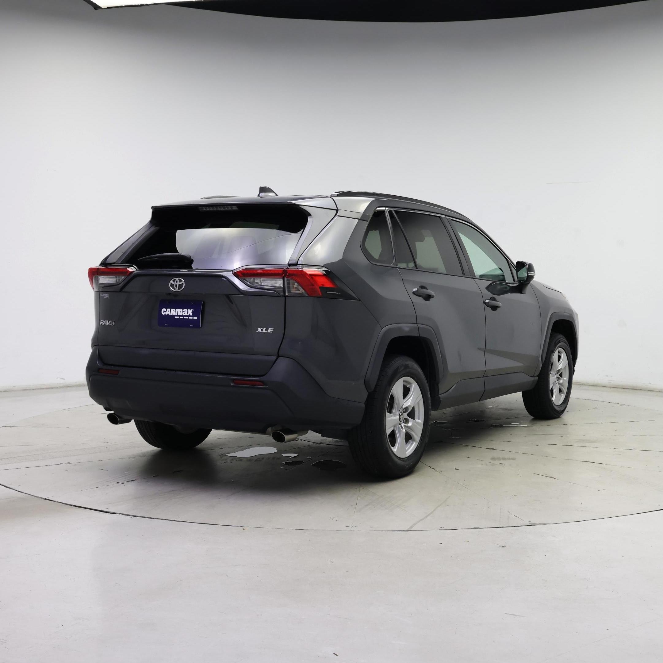 Thumbnail: 2021 Toyota RAV4 - 8