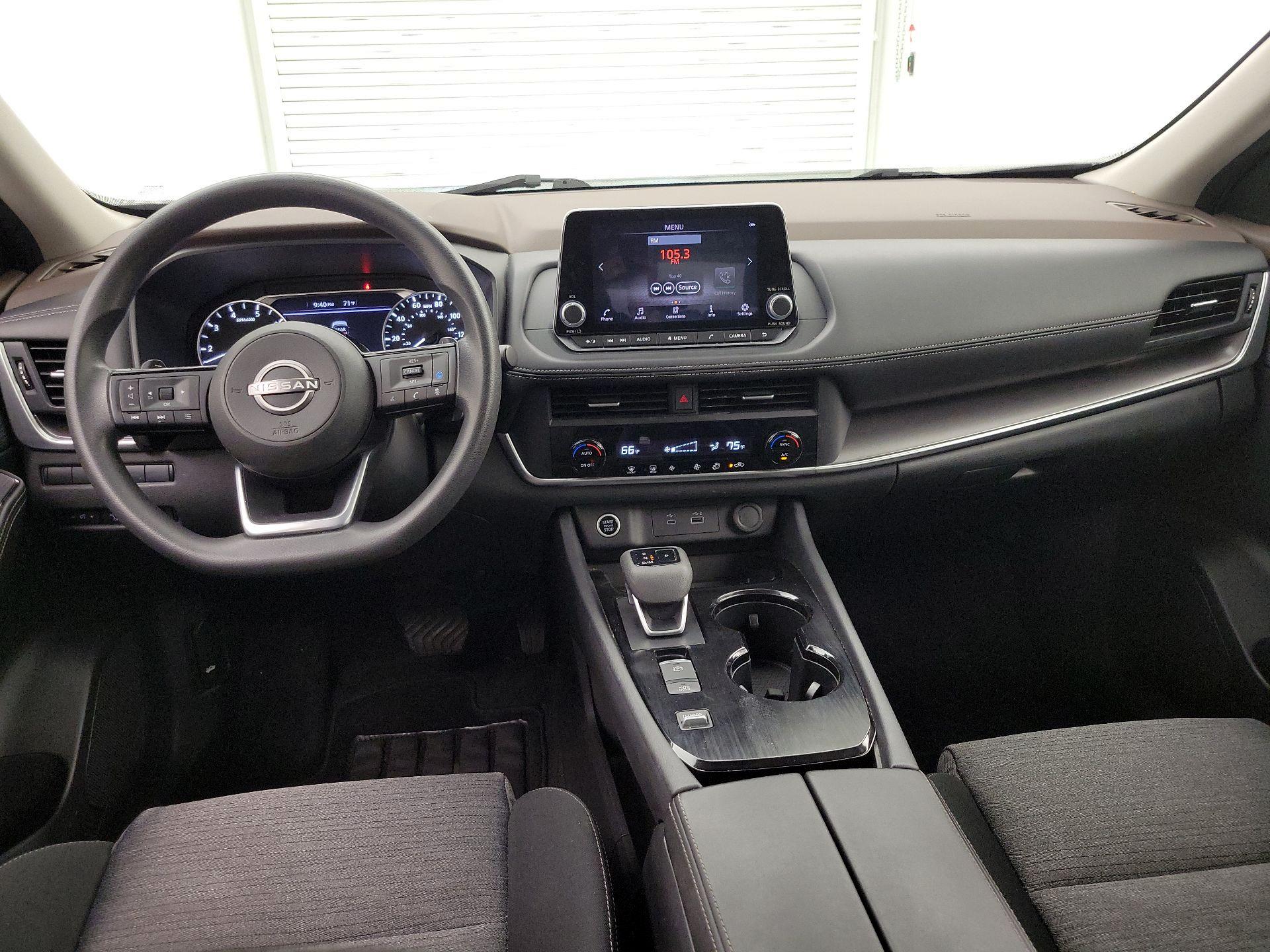 Thumbnail: 2023 Nissan Rogue - 9