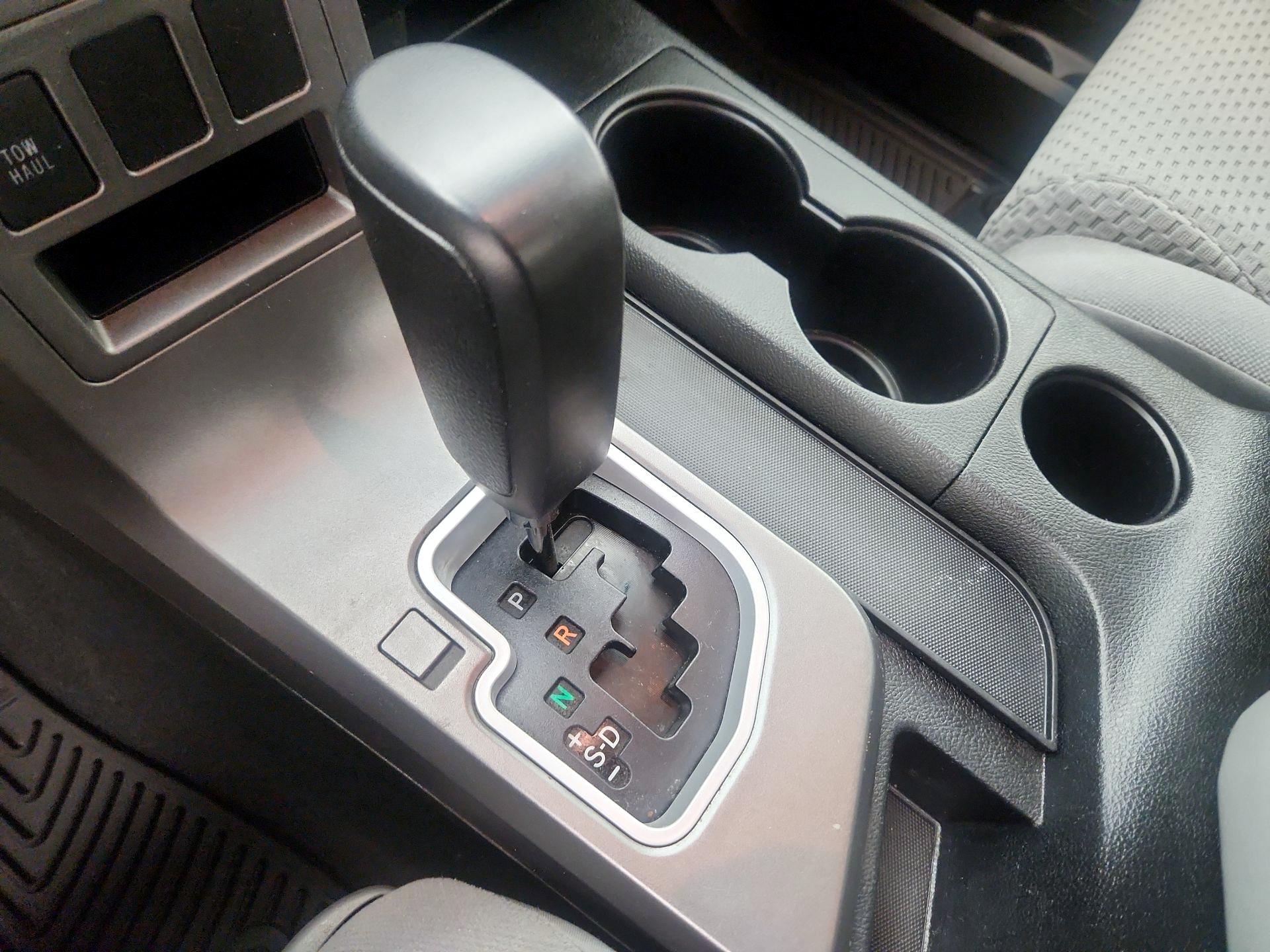 Thumbnail: 2013 Toyota Tundra - 17