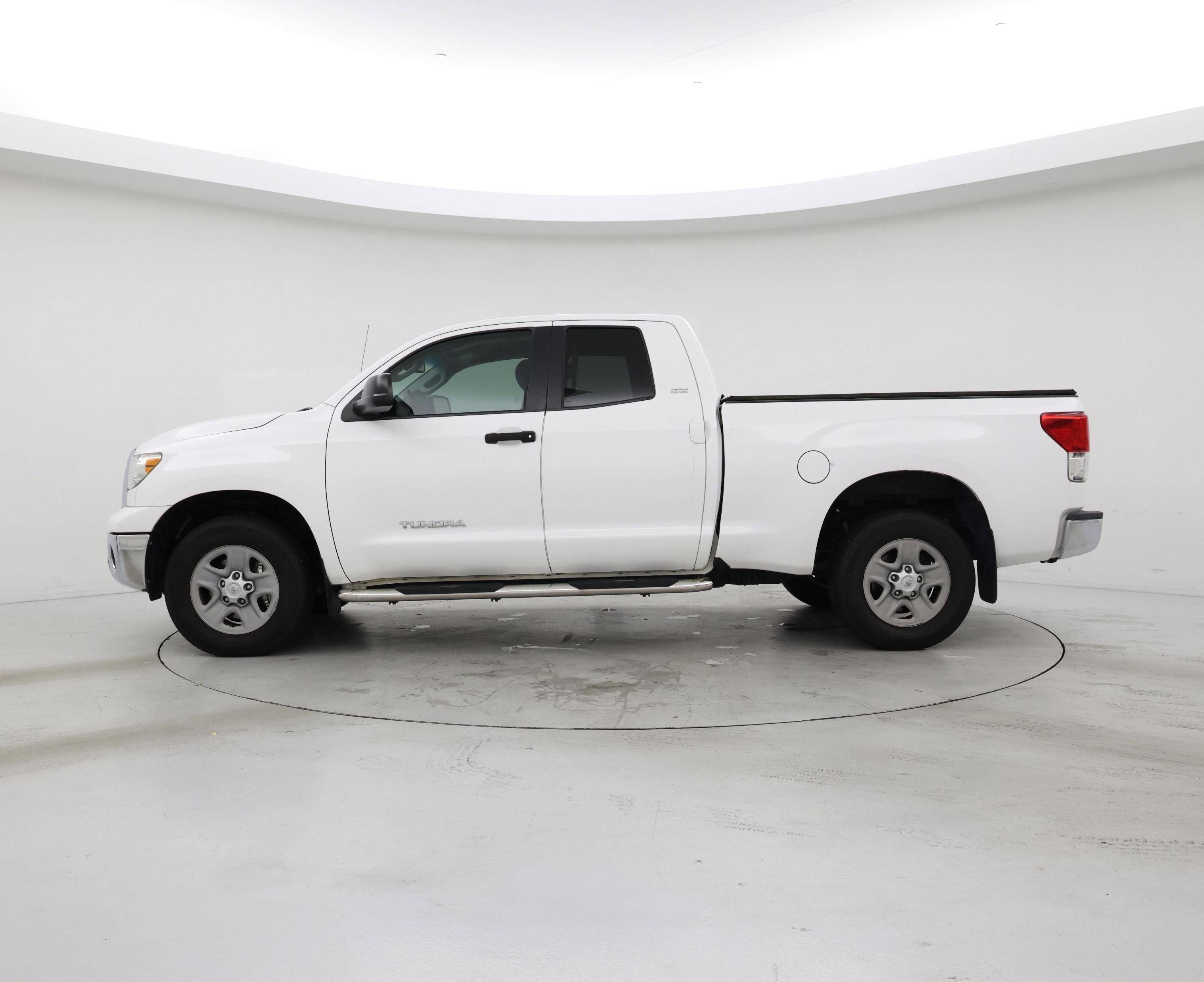 Thumbnail: 2013 Toyota Tundra - 3