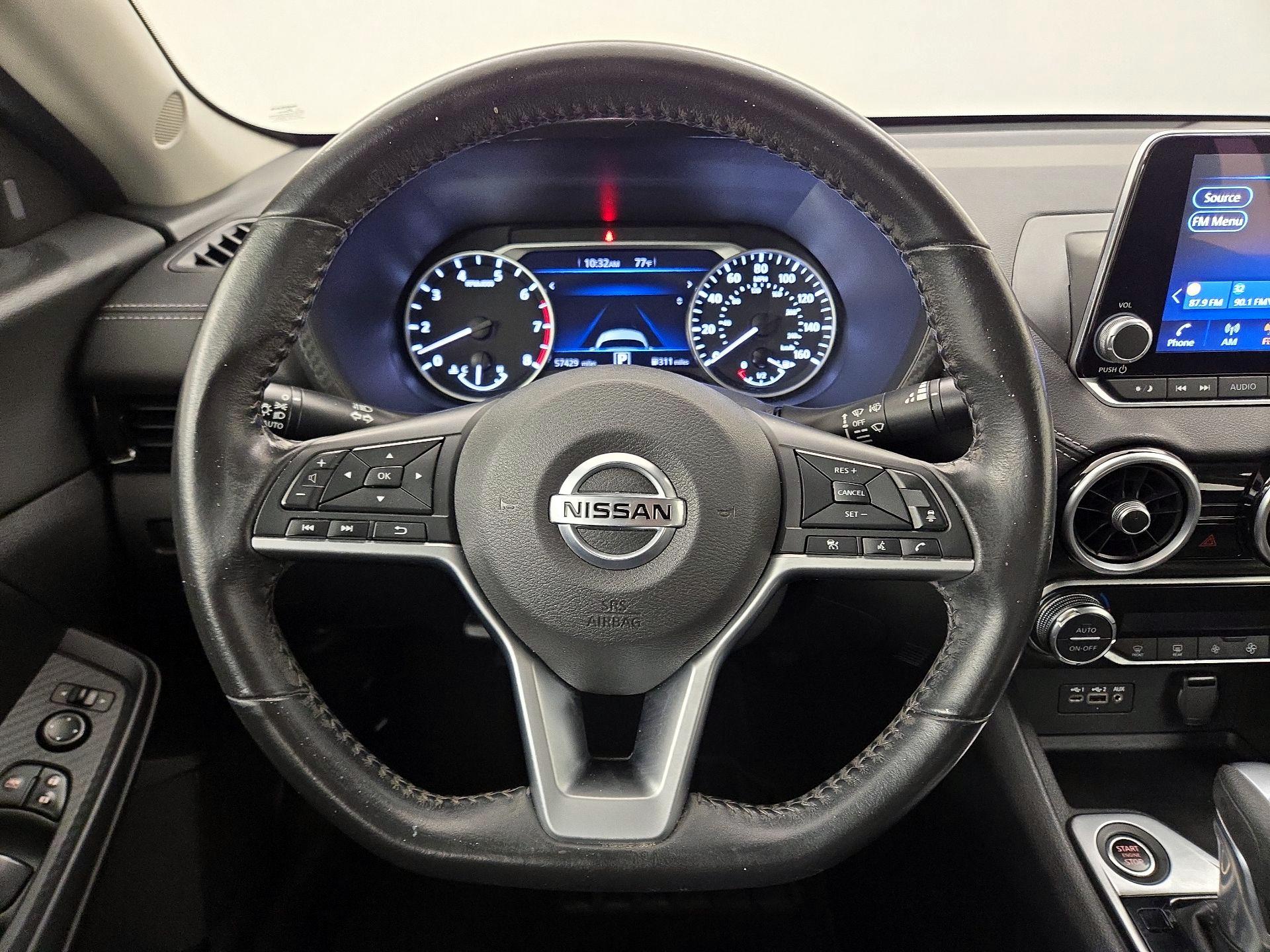 Thumbnail: 2021 Nissan Sentra - 10