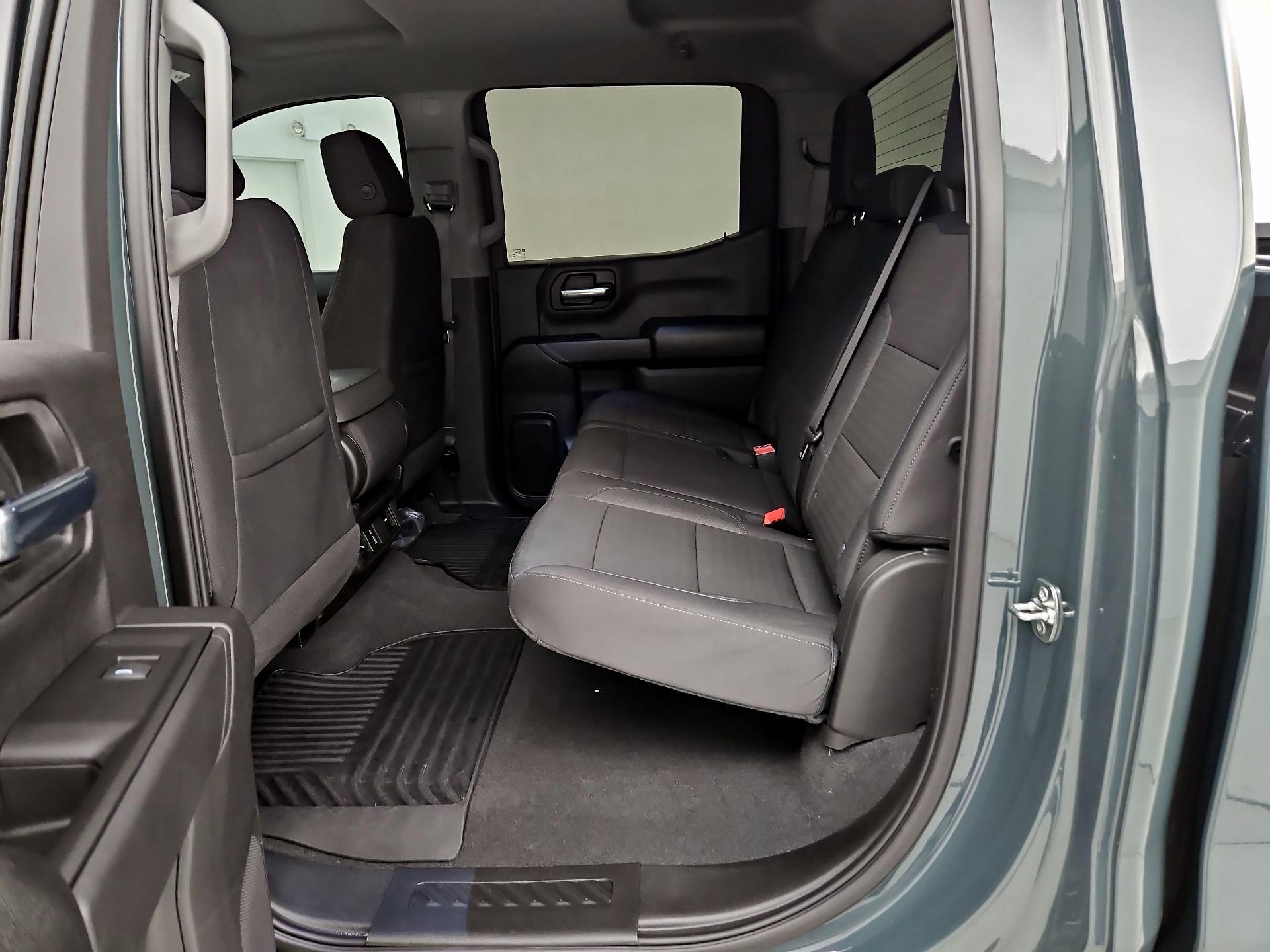 Thumbnail: 2025 Chevrolet Silverado 1500 - 19