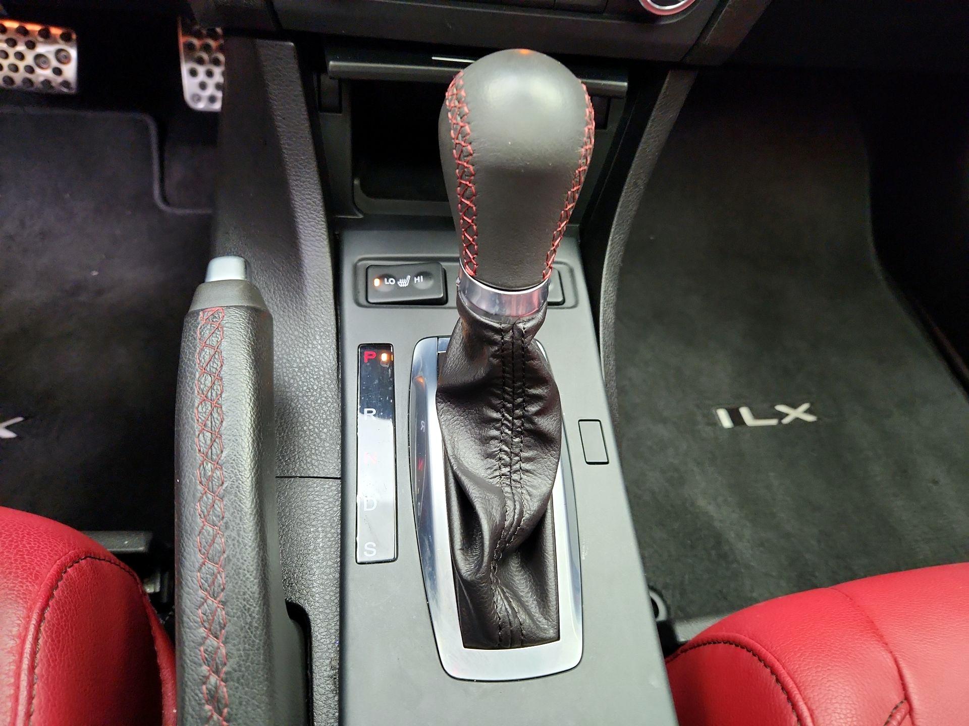 Thumbnail: 2022 Acura ILX - 17