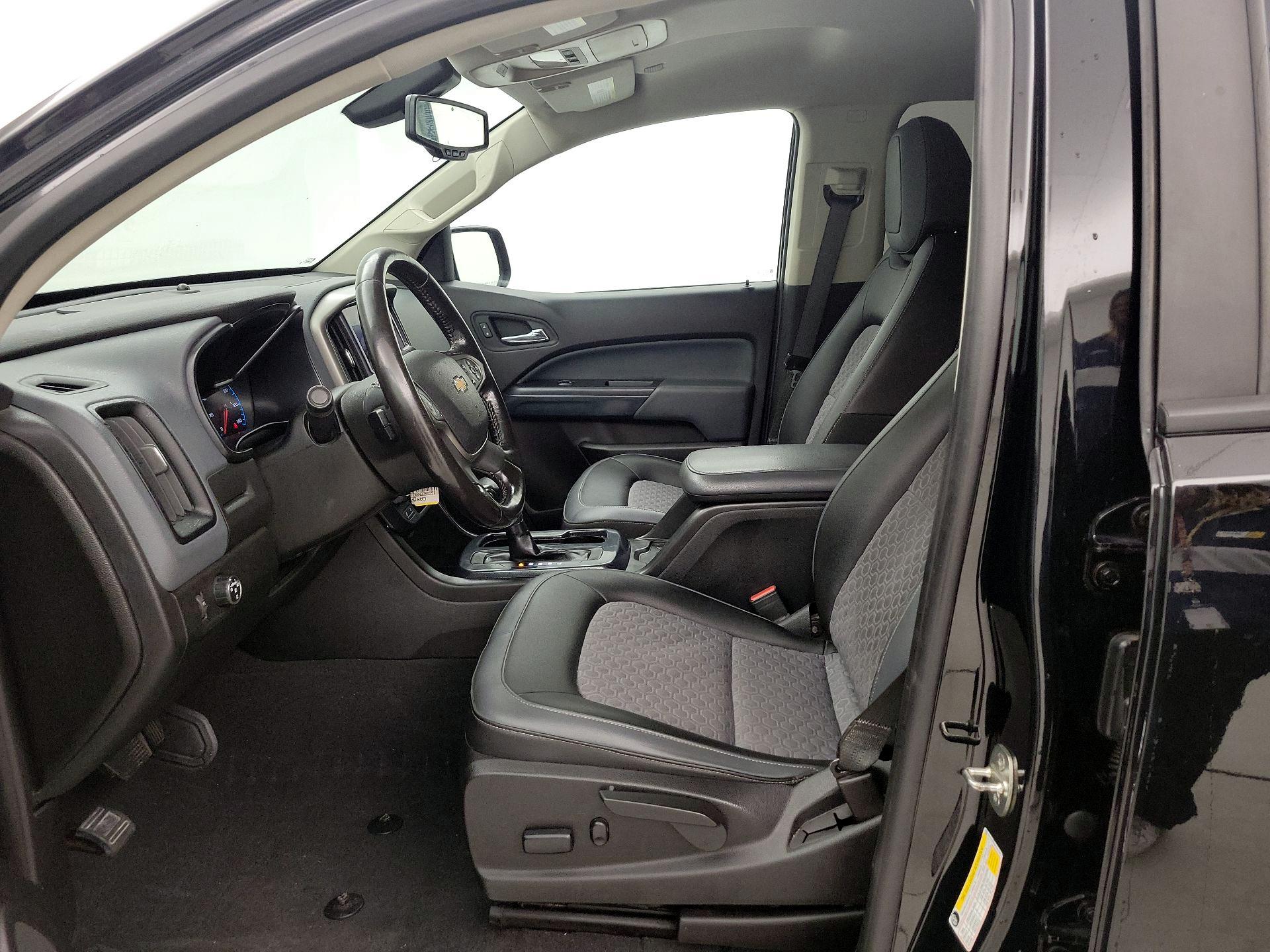 Thumbnail: 2019 Chevrolet Colorado - 11