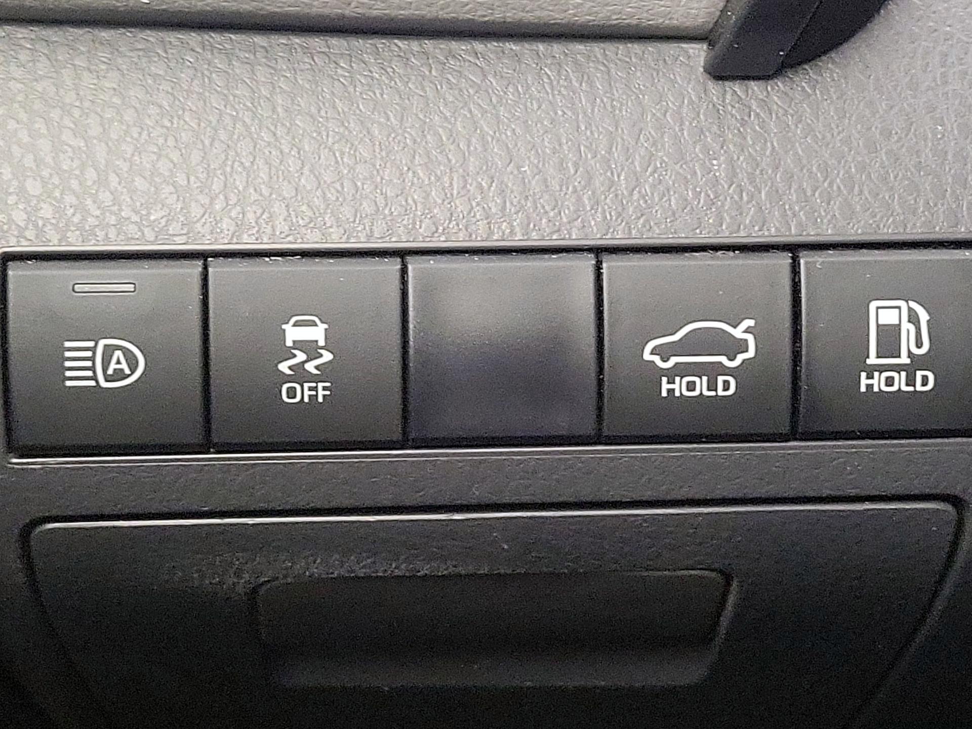Thumbnail: 2019 Toyota Camry - 13