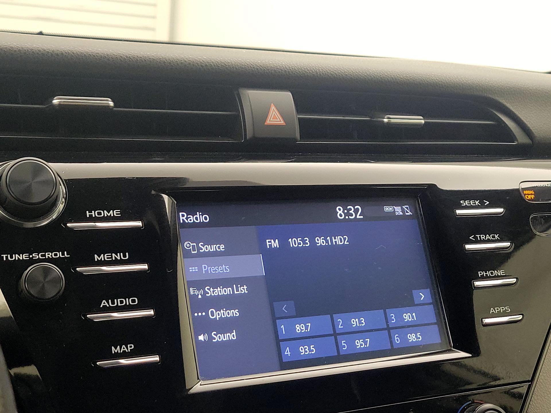 Thumbnail: 2019 Toyota Camry - 15