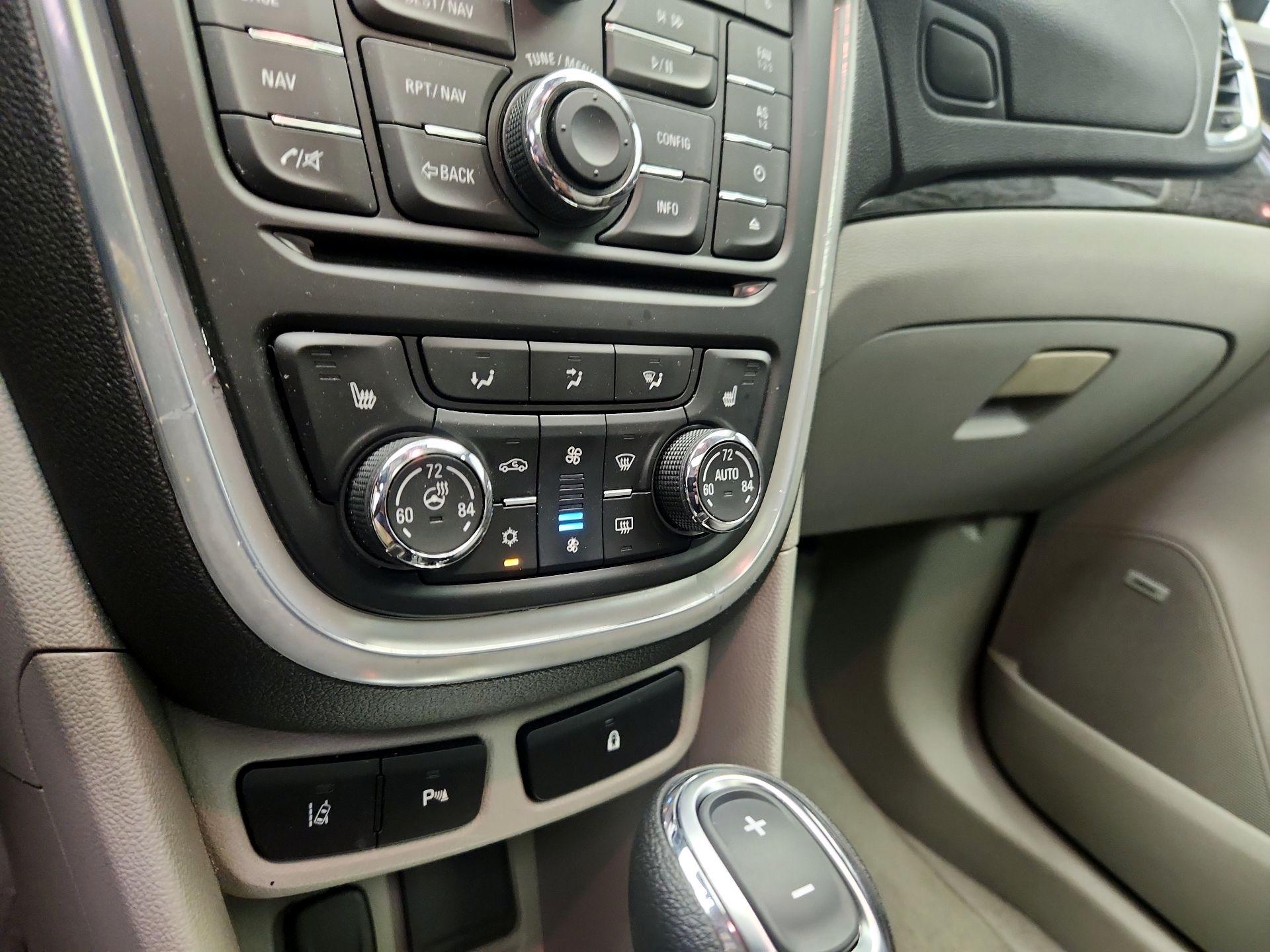 Thumbnail: 2014 Buick Encore - 16