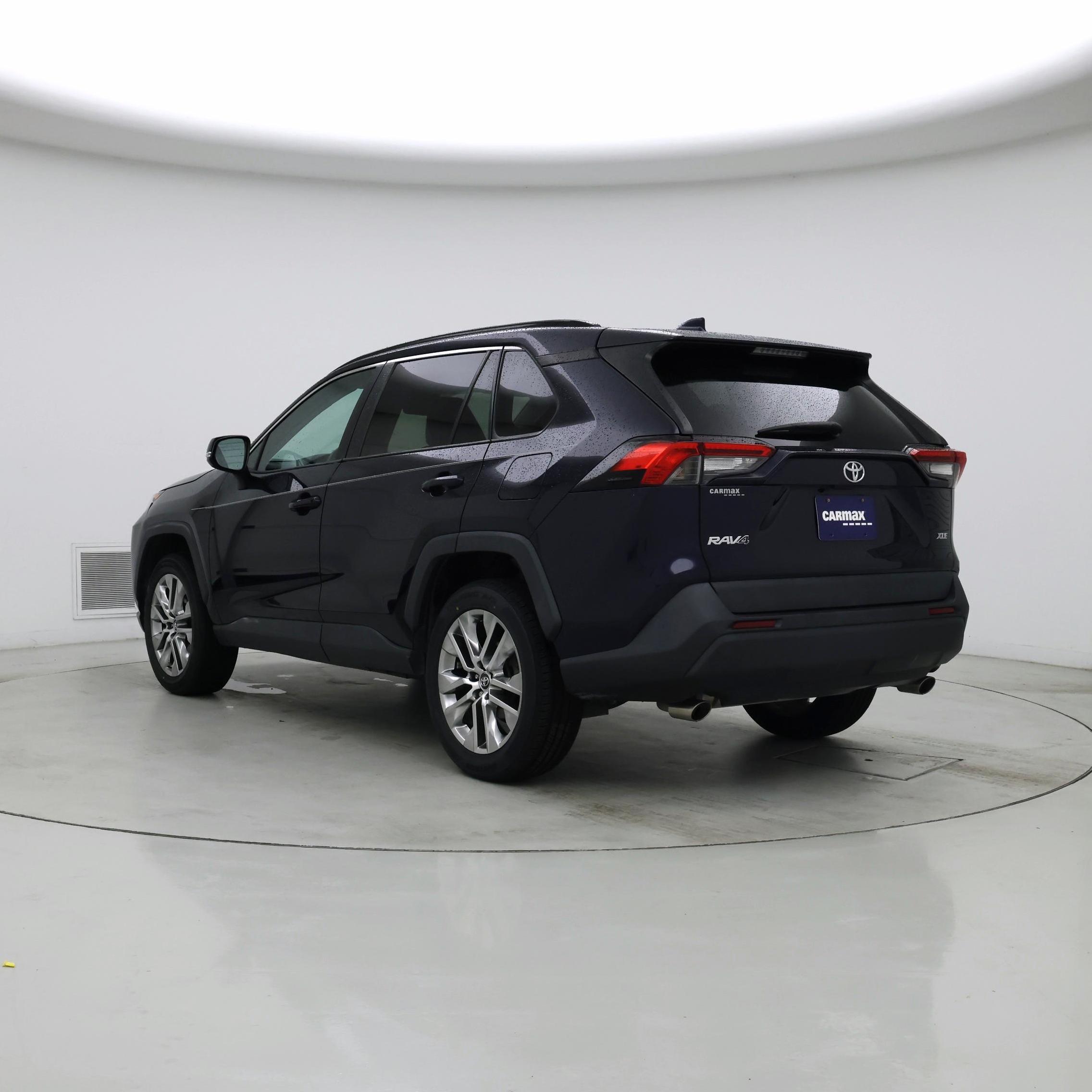 Thumbnail: 2020 Toyota RAV4 - 2
