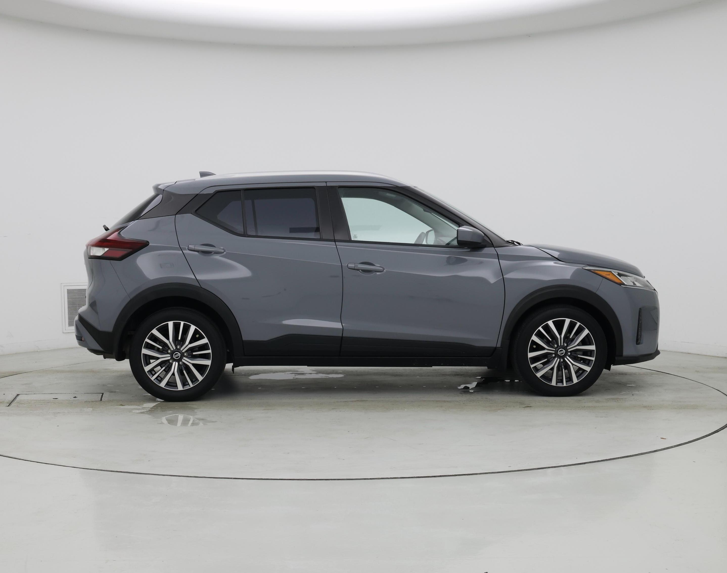 Thumbnail: 2021 Nissan Kicks - 7