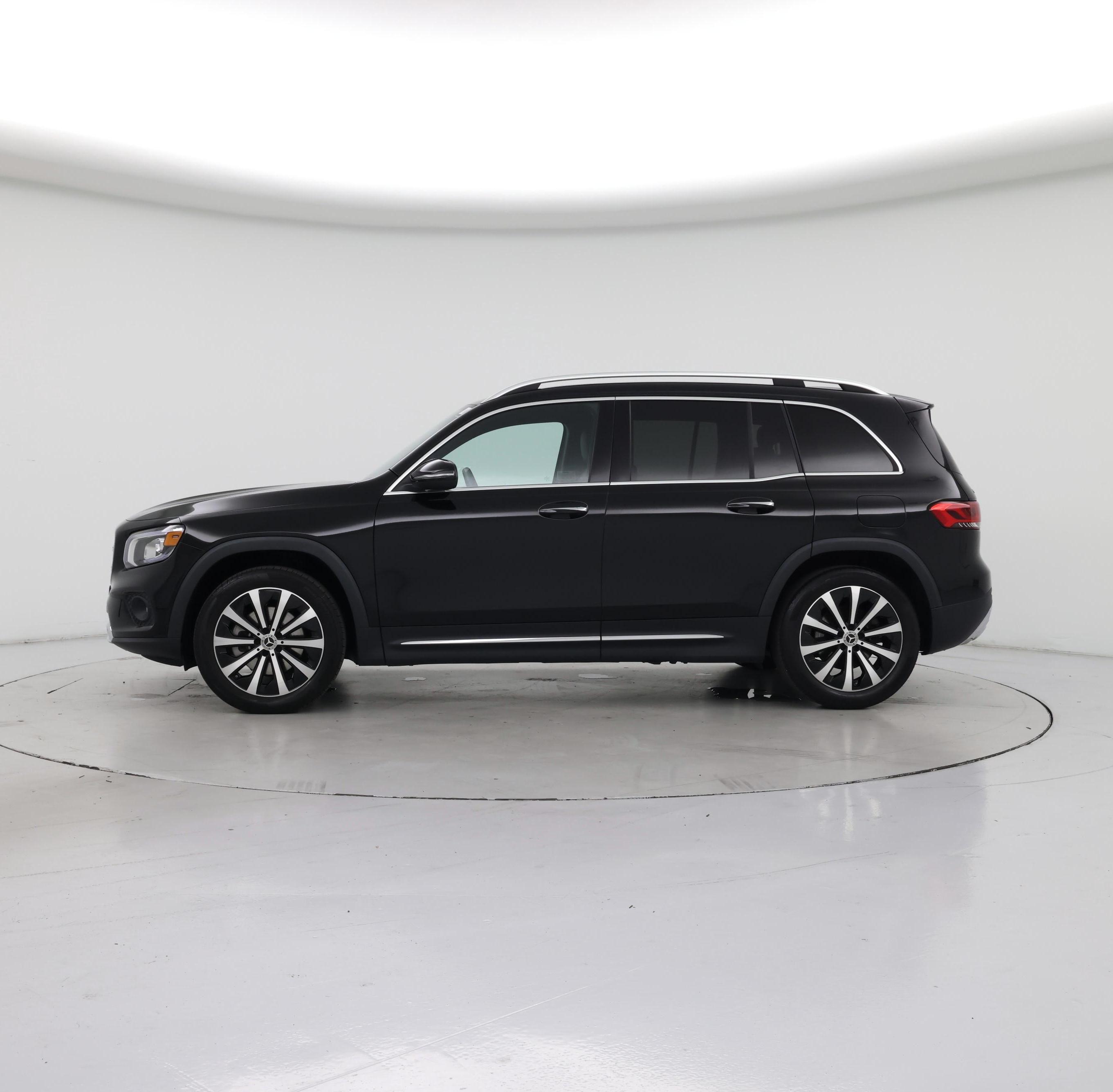 Thumbnail: 2023 Mercedes-Benz GLB - 3