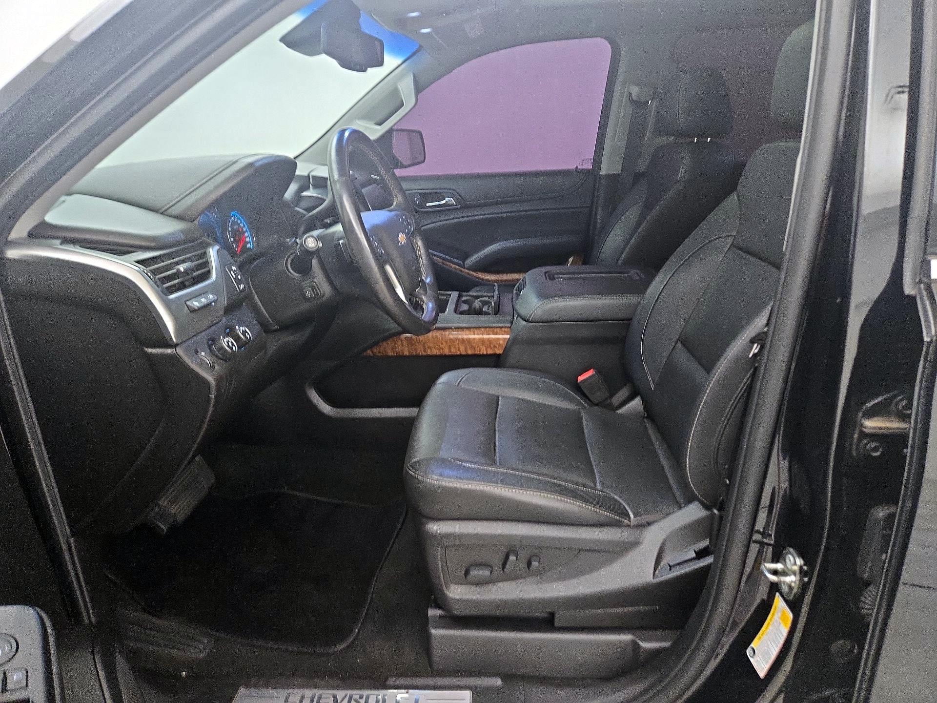 Thumbnail: 2018 Chevrolet Suburban - 11