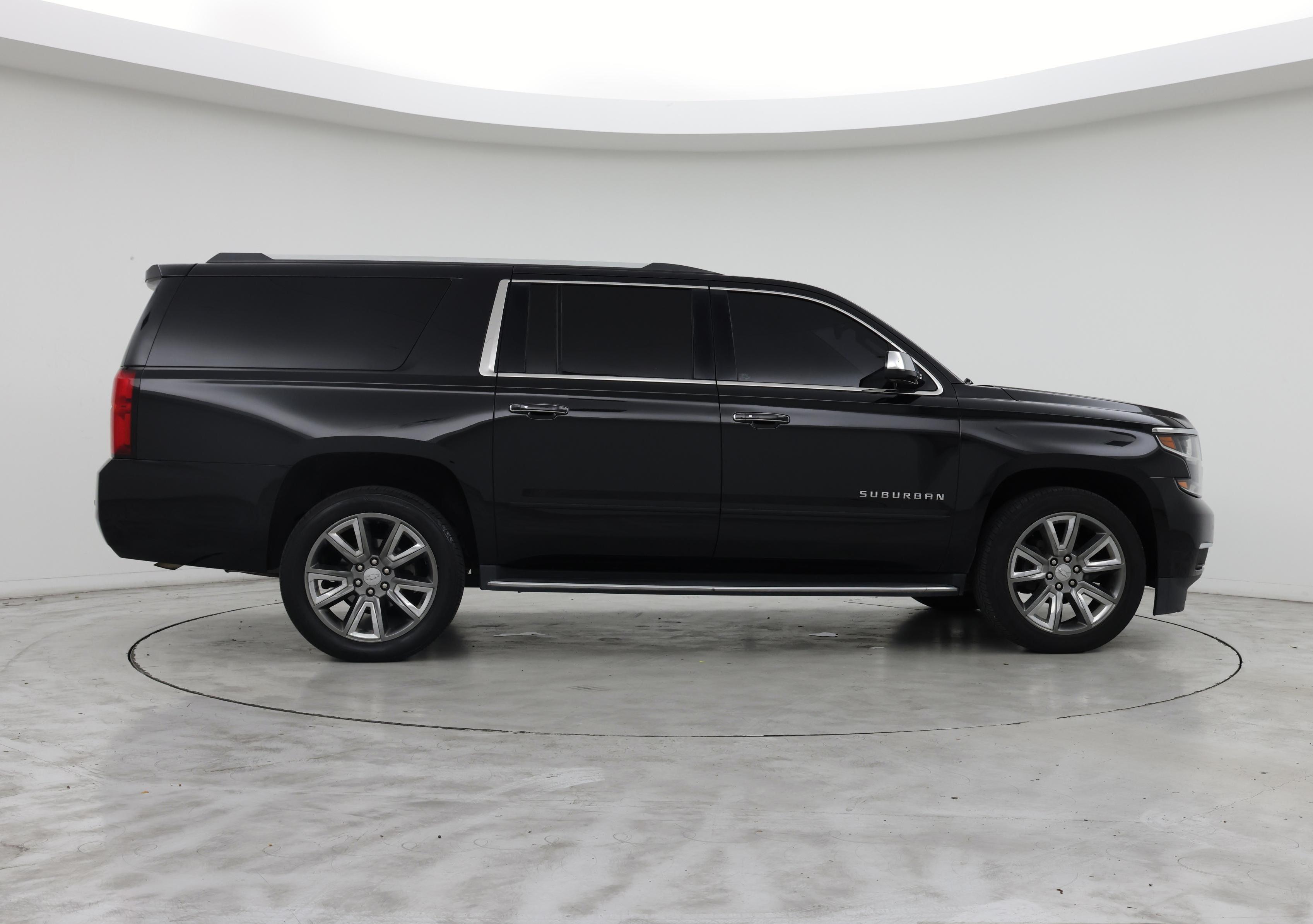 Thumbnail: 2018 Chevrolet Suburban - 7
