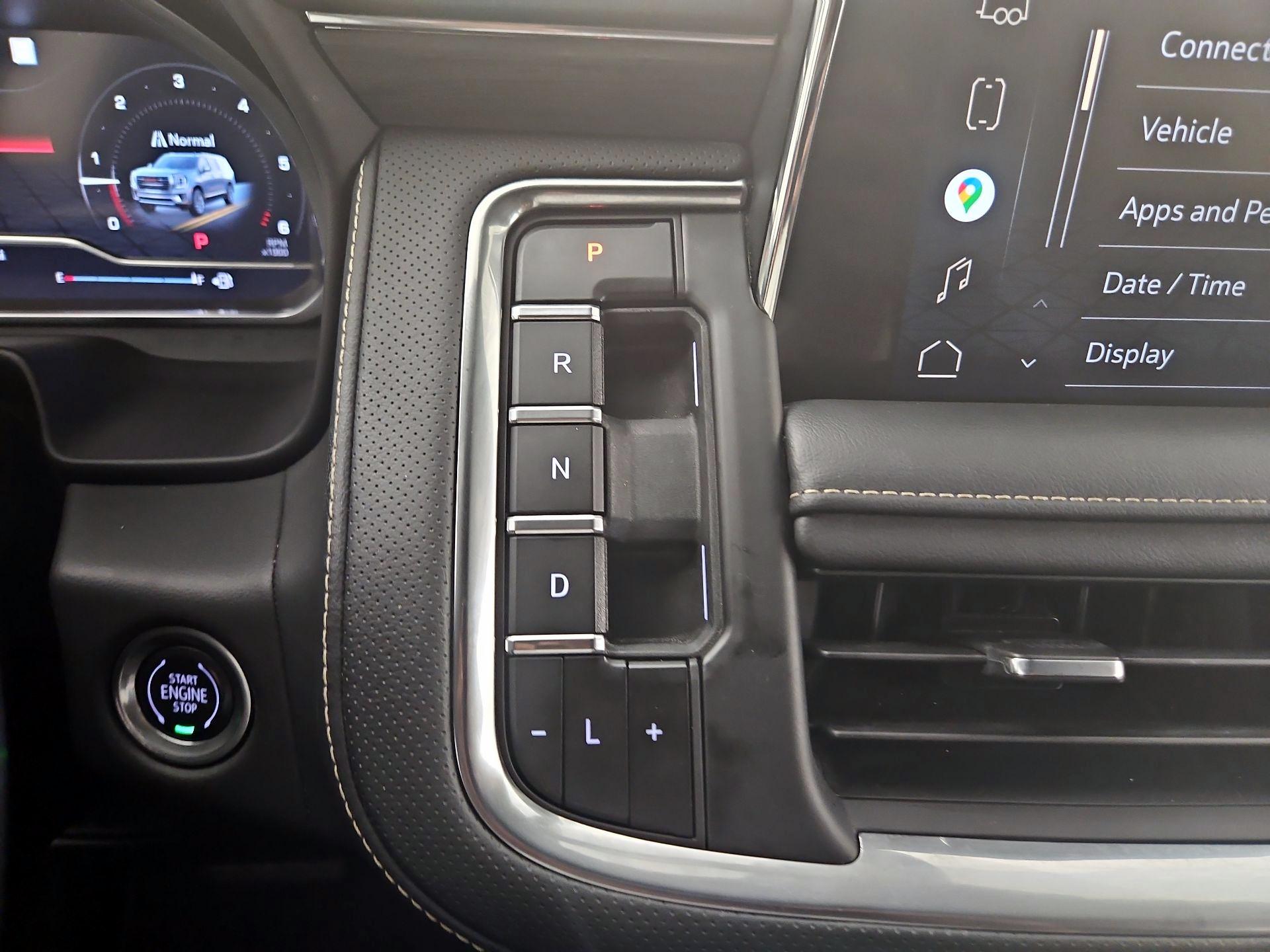Thumbnail: 2022 GMC Yukon XL - 17