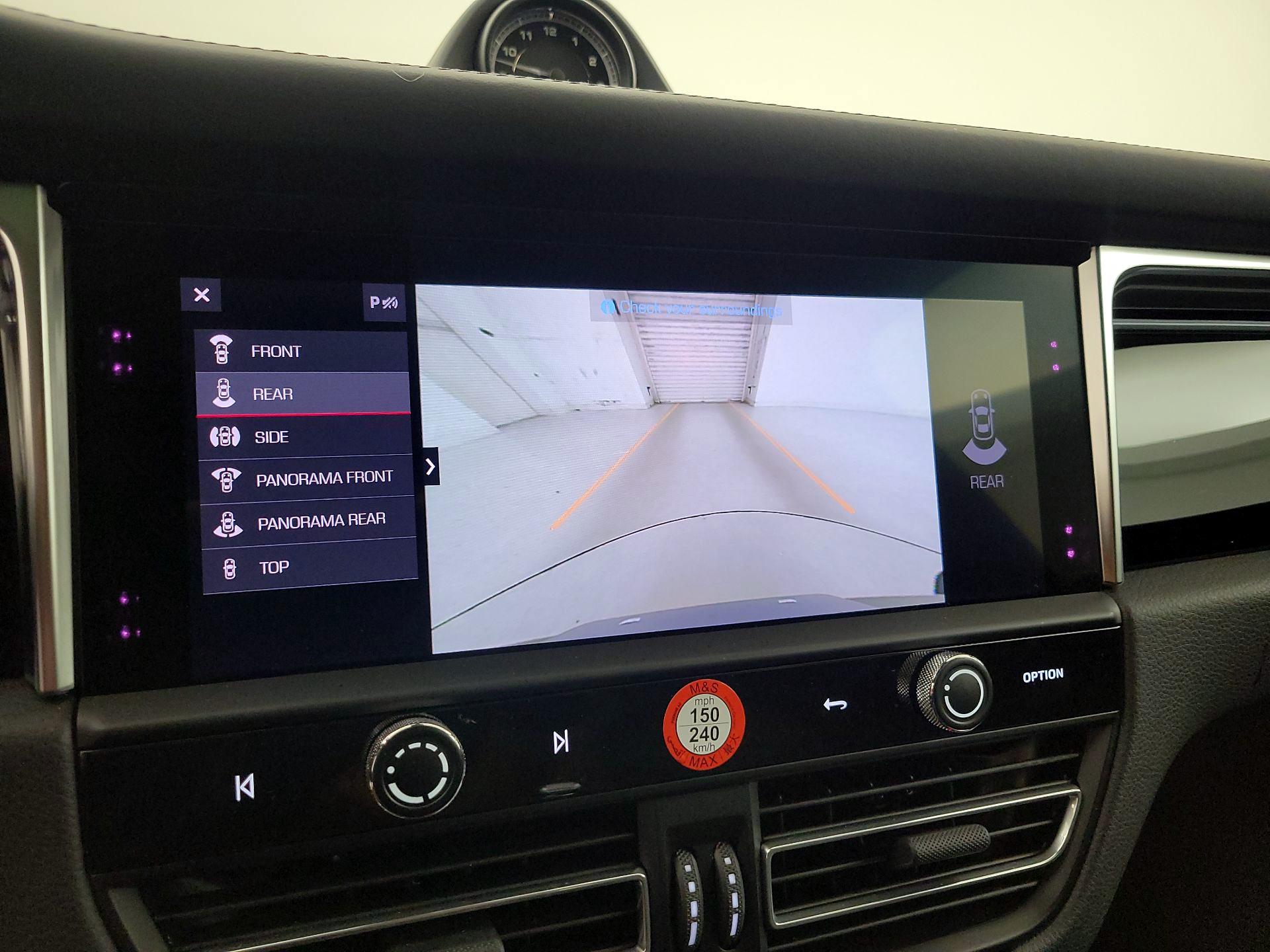 Thumbnail: 2024 Porsche Macan - 15