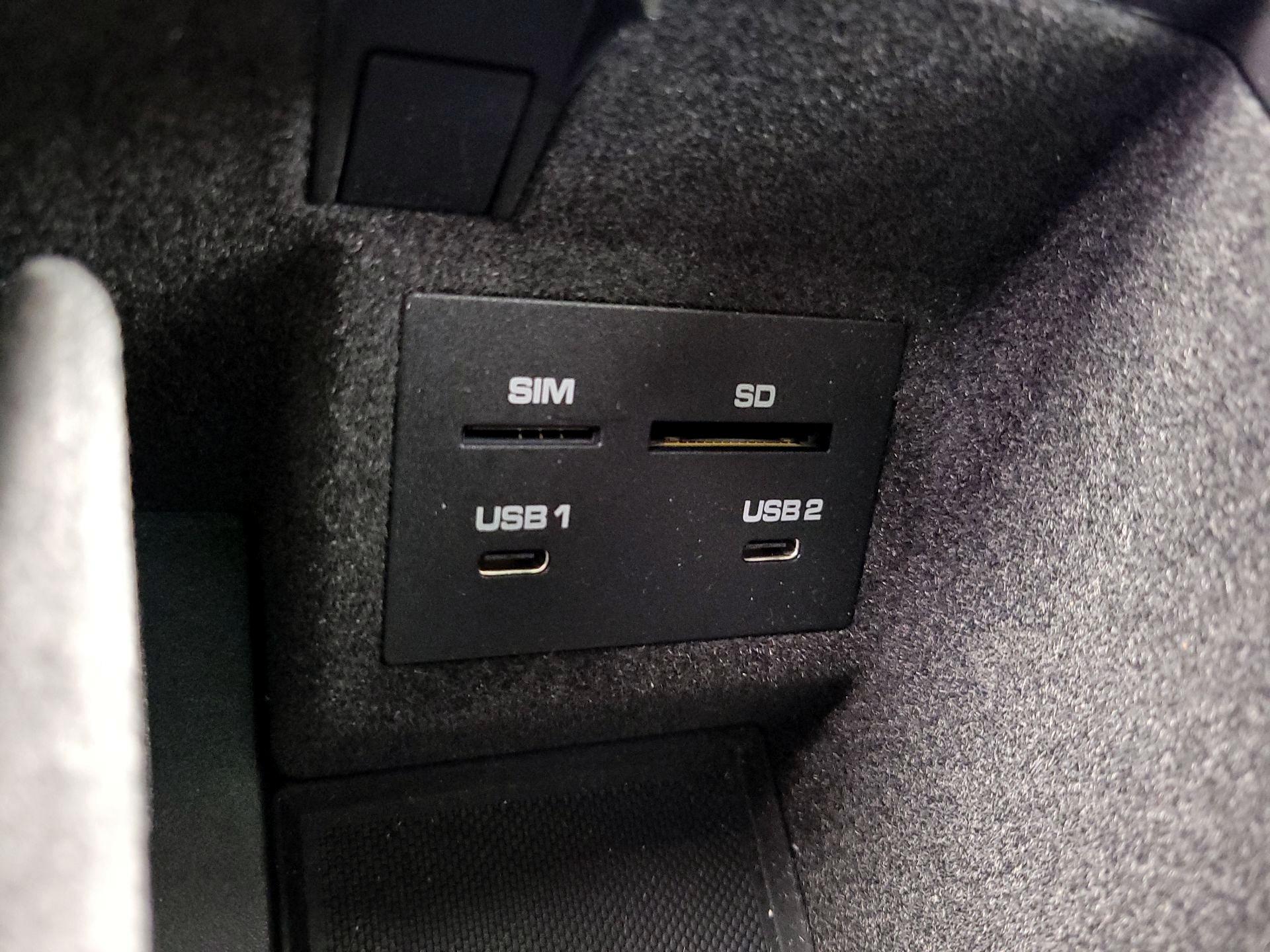 Thumbnail: 2024 Porsche Macan - 19